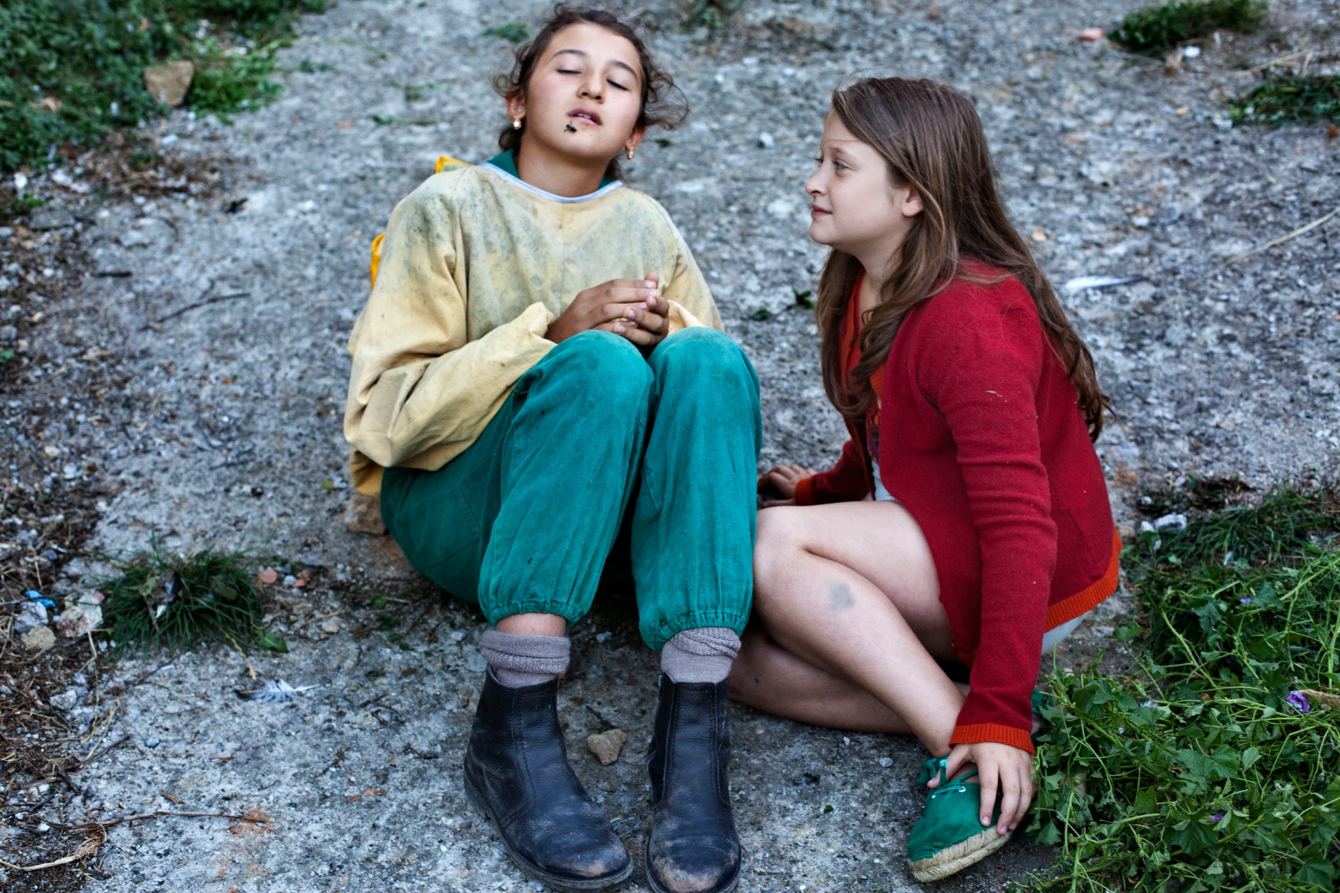 Maria Alexandra Lungu in The Wonders (2014)