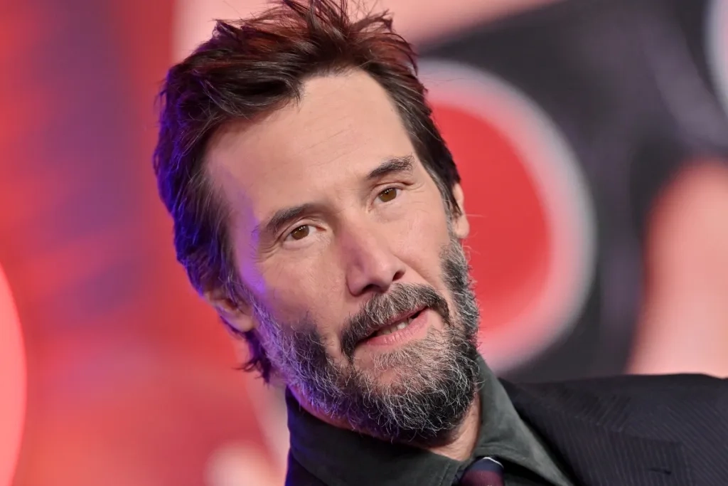 کیانو ریوز نقش منفی فیلم گروه ویزر (Weezer) شد