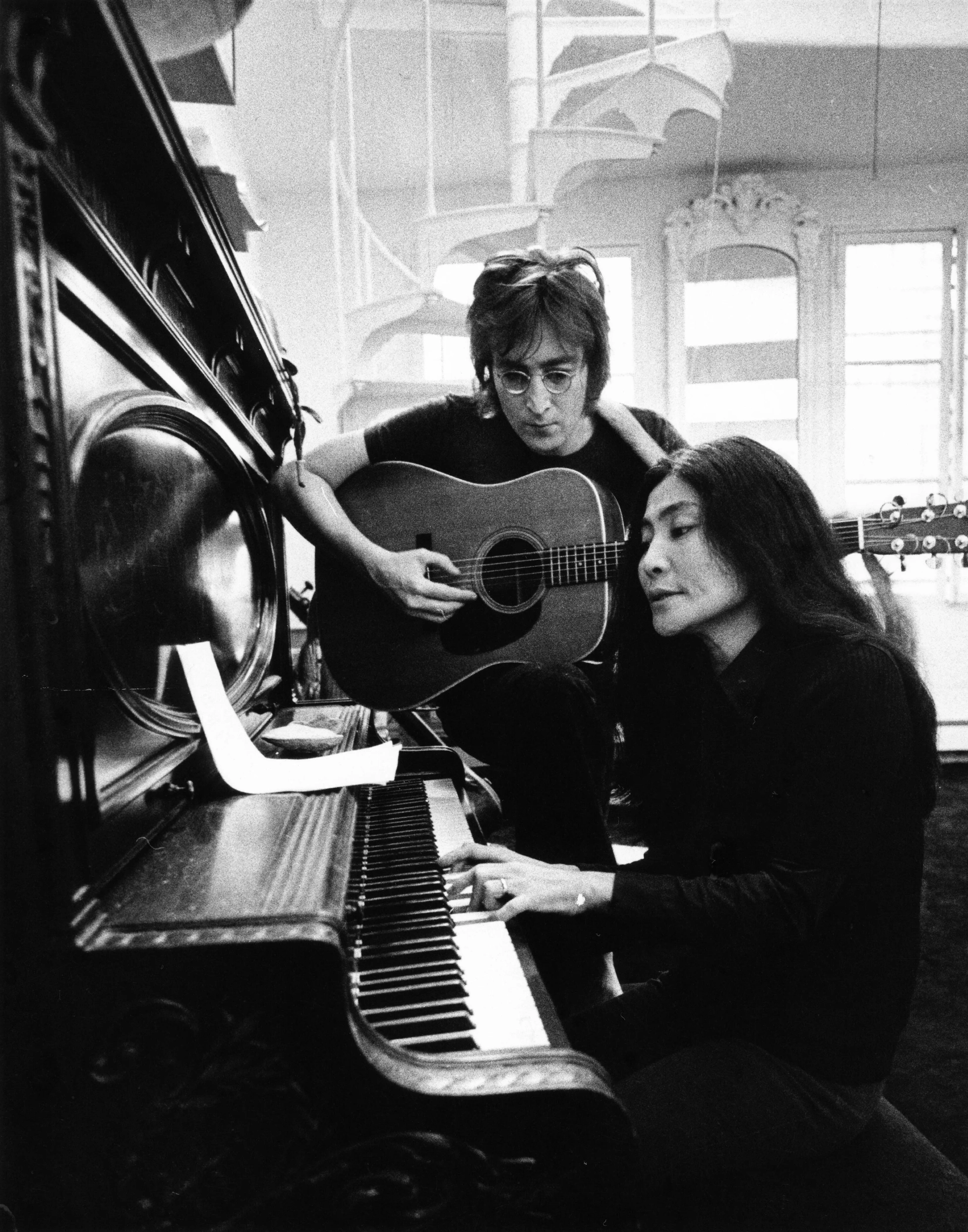 John Lennon and Yoko Ono in One to One: John & Yoko (2024)