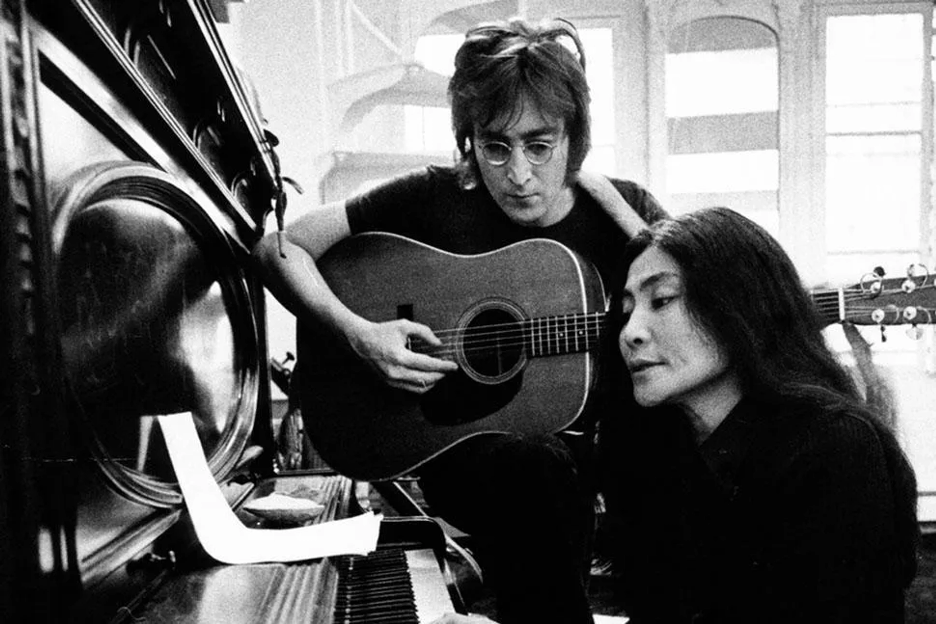 John Lennon and Yoko Ono in One to One: John & Yoko (2024)