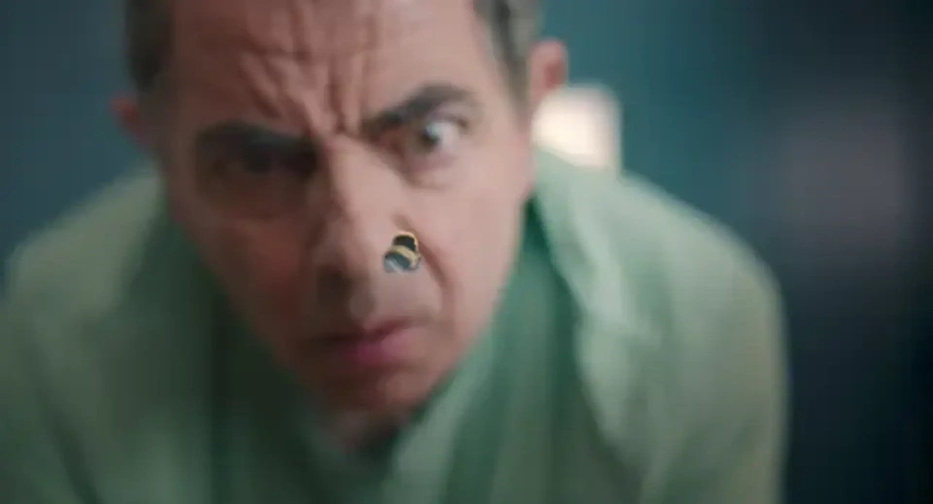 دانلود سریال مرد در مقابل زنبور (Man vs. Bee 2022)