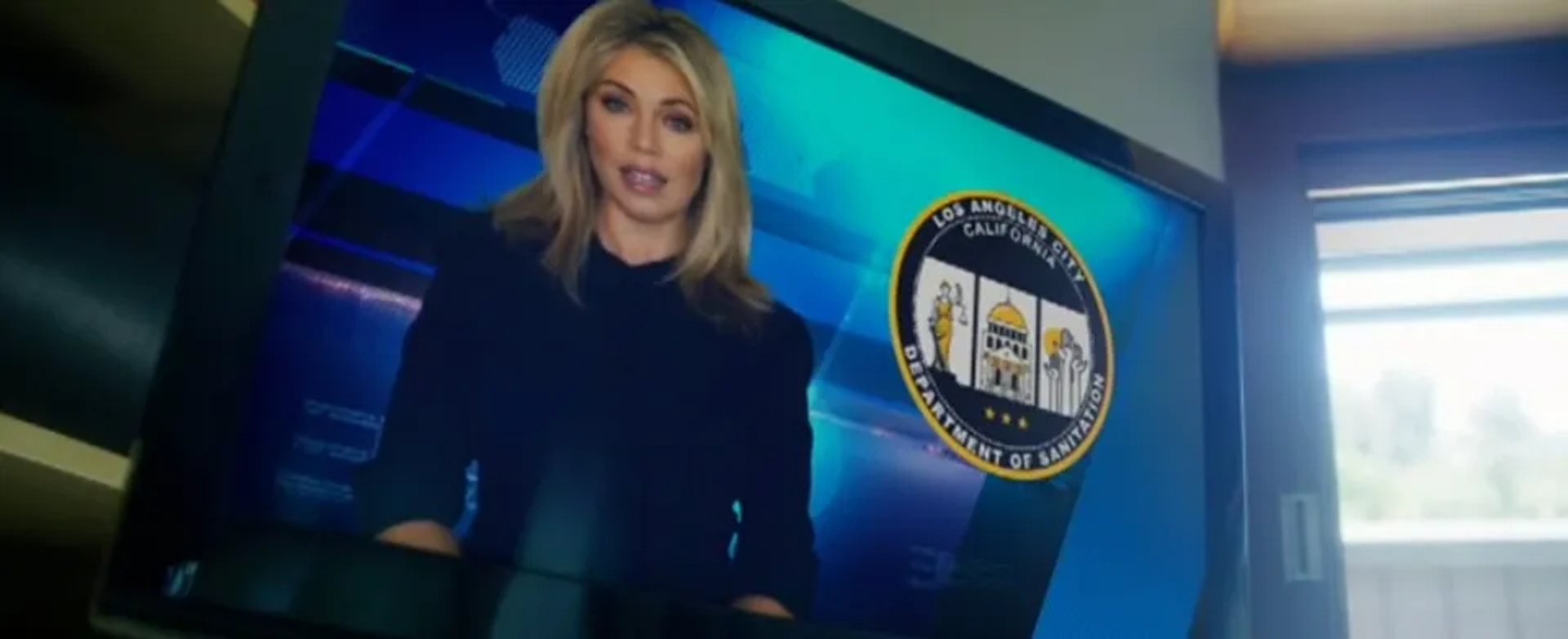 Lauren Sivan in Songbird (2020)