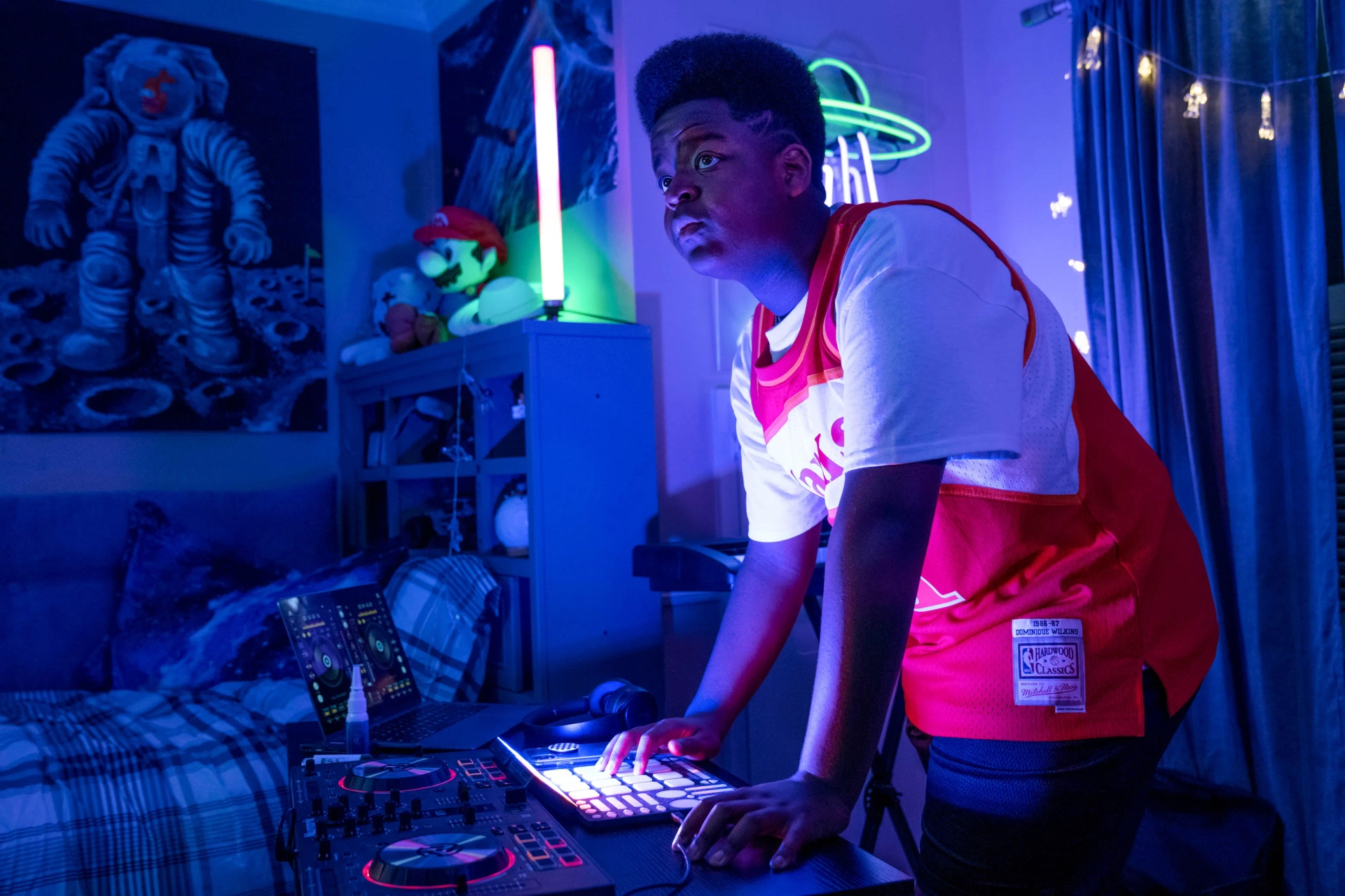 Keith L. Williams in Secret Headquarters (2022)