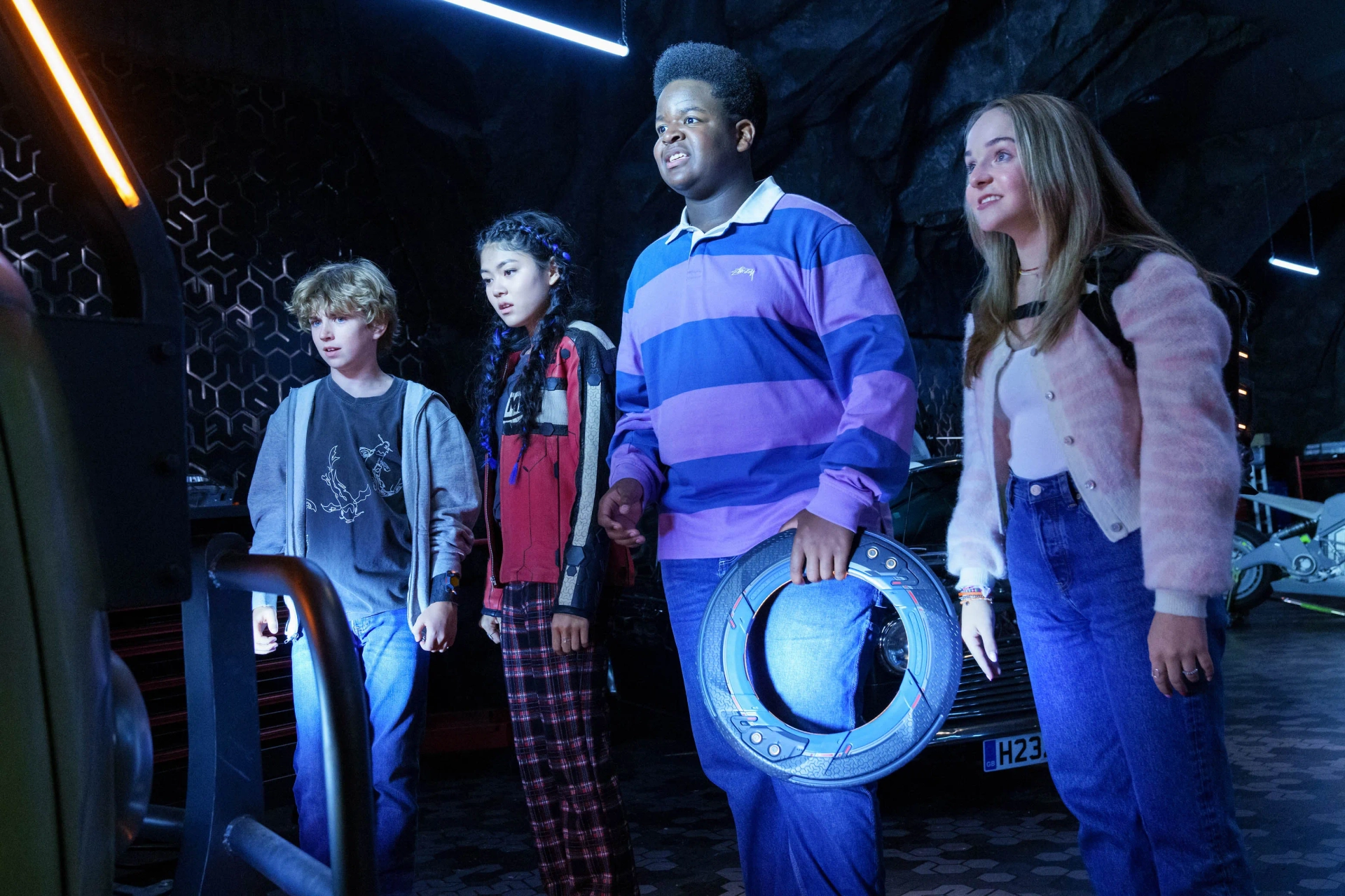 Momona Tamada, Walker Scobell, Keith L. Williams, and Abby James Witherspoon in Secret Headquarters (2022)