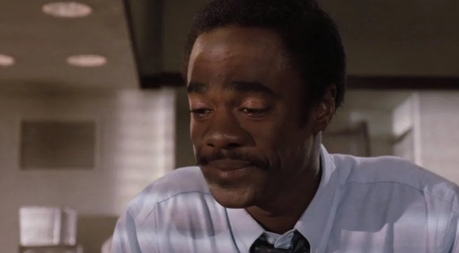 Glynn Turman in Gremlins (1984)