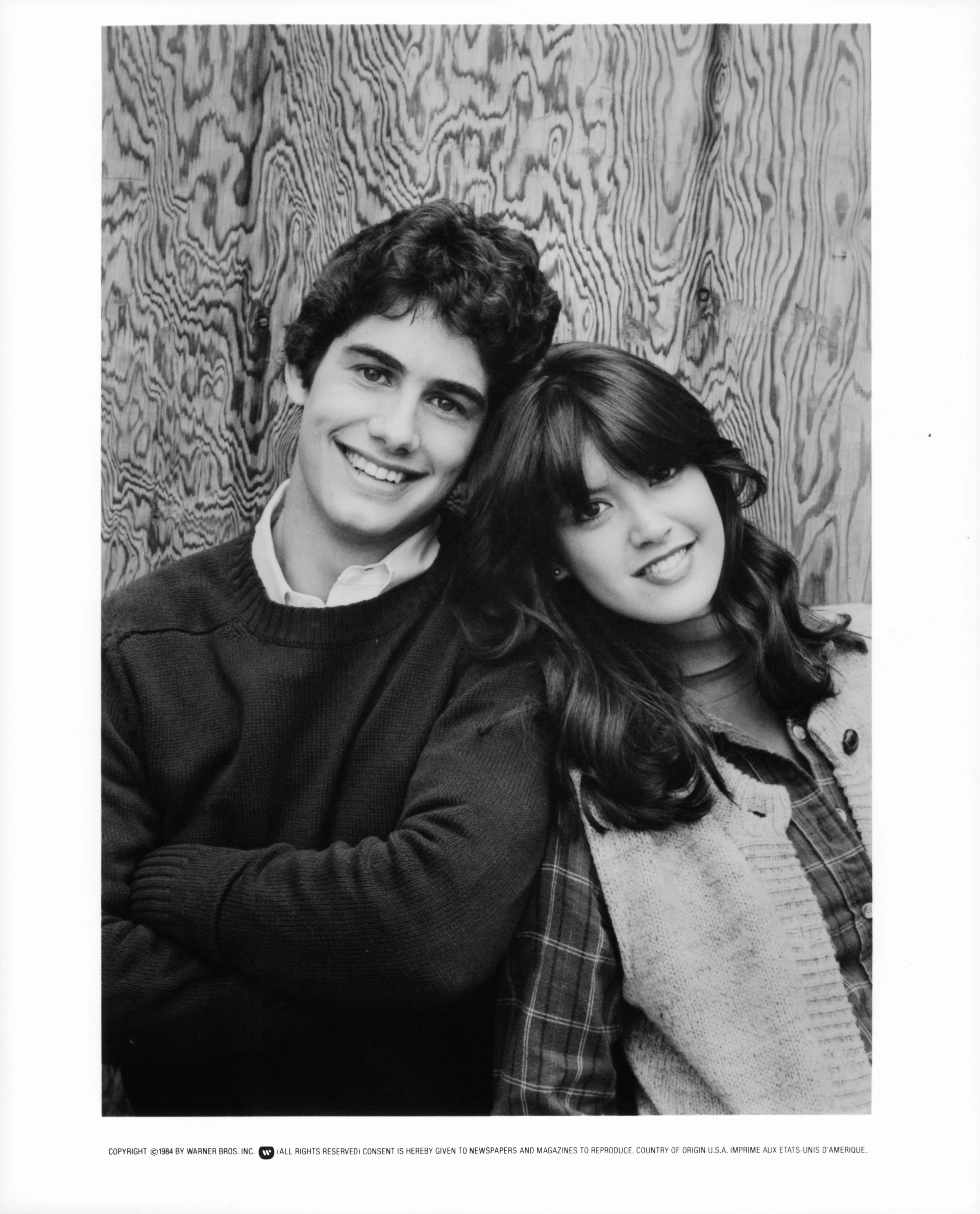 Phoebe Cates and Zach Galligan in Gremlins (1984)