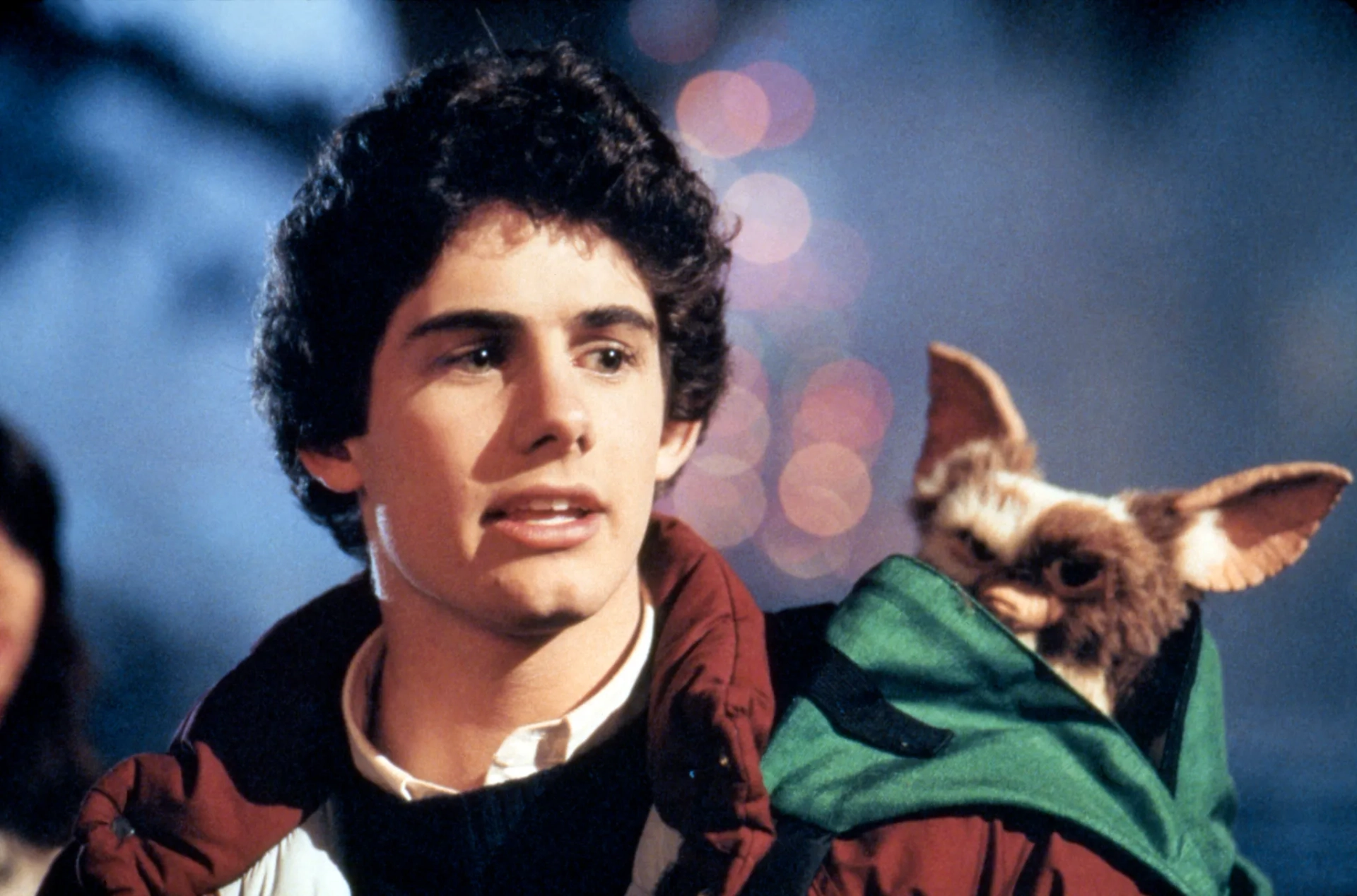 Zach Galligan and Howie Mandel in Gremlins (1984)