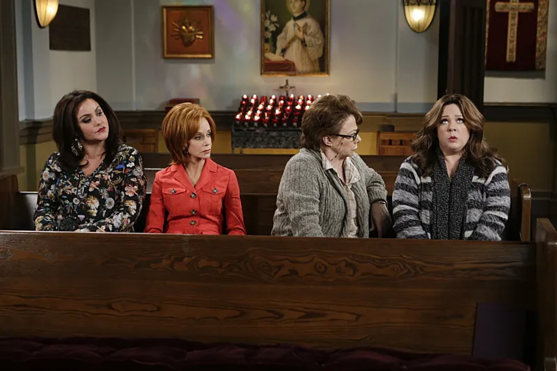 Swoosie Kurtz, Melissa McCarthy, Rondi Reed, and Katy Mixon Greer in Mike & Molly (2010)