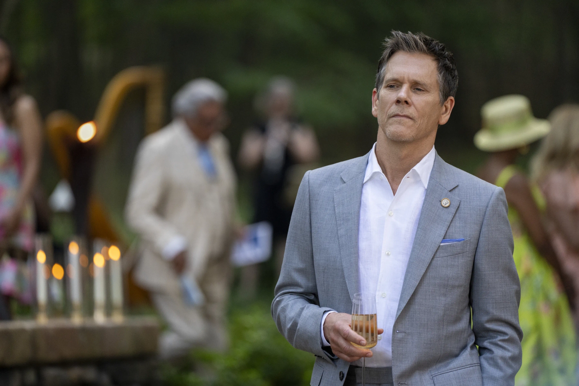 Kevin Bacon and Peter Kell in Sirens (2025)