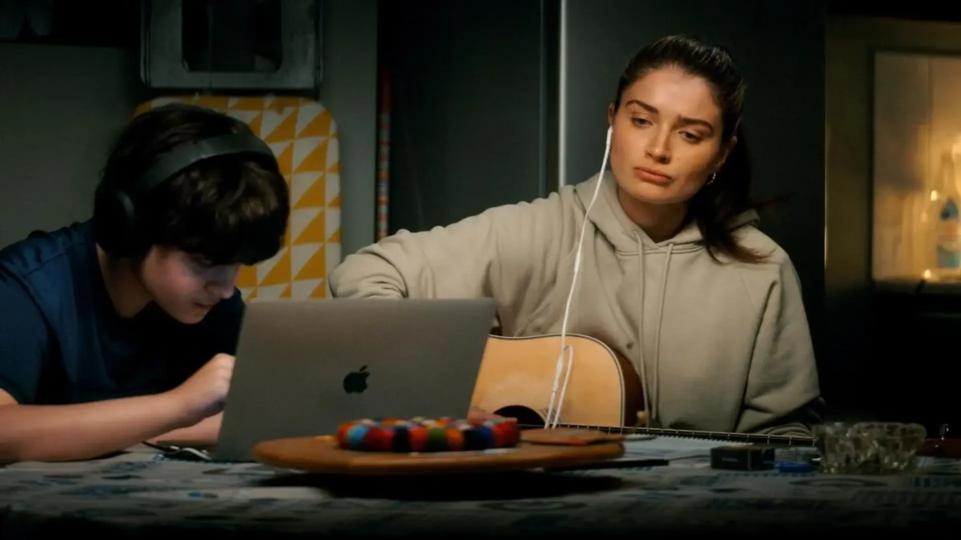 دانلود فیلم فلورا و پسرش (Flora and Son 2023)