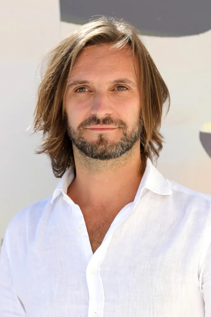 ادریانو والریو