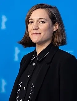 کارلا سیمون