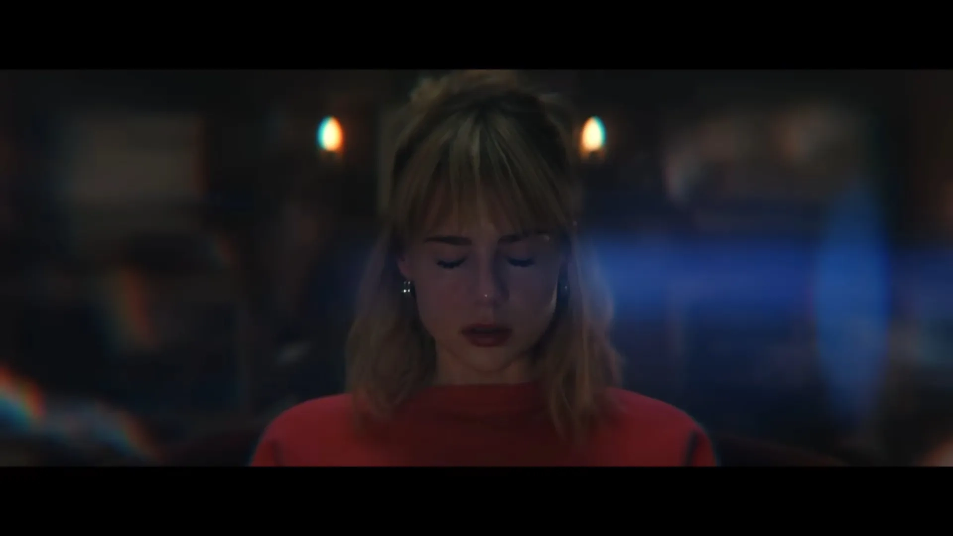 Lucy Boynton in The Greatest Hits (2024)