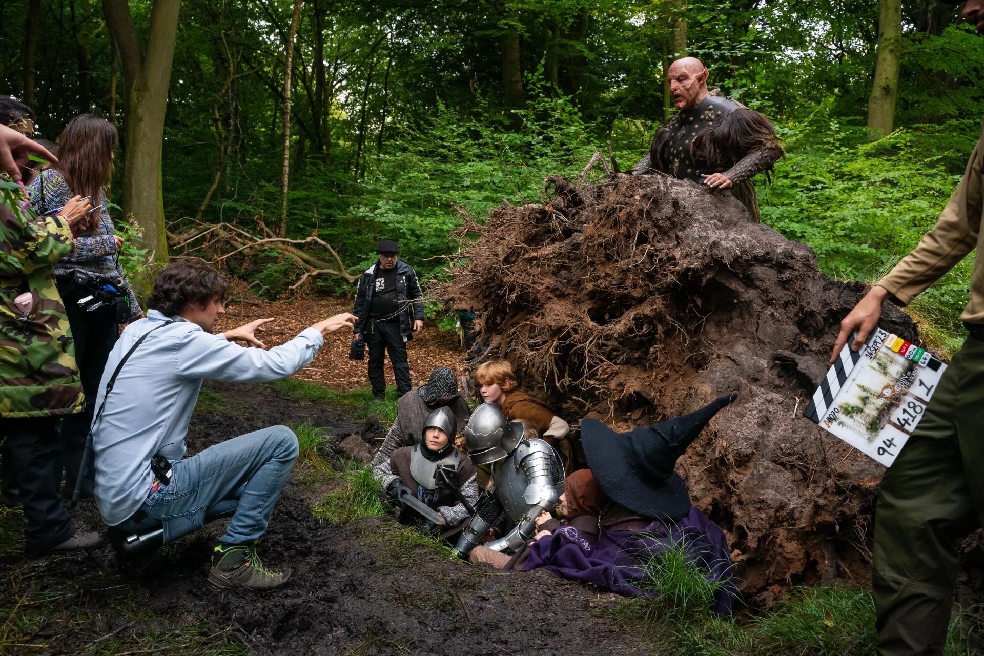 On set directing ROBIN AND THE HOODS