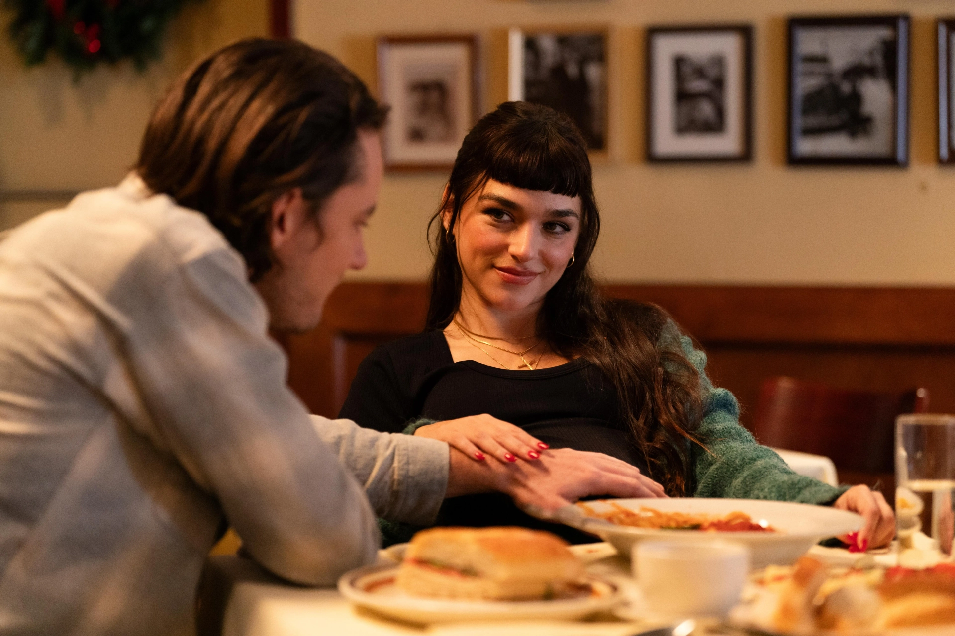 Emanuela Postacchini and Lewis Pullman in Riff Raff (2024)