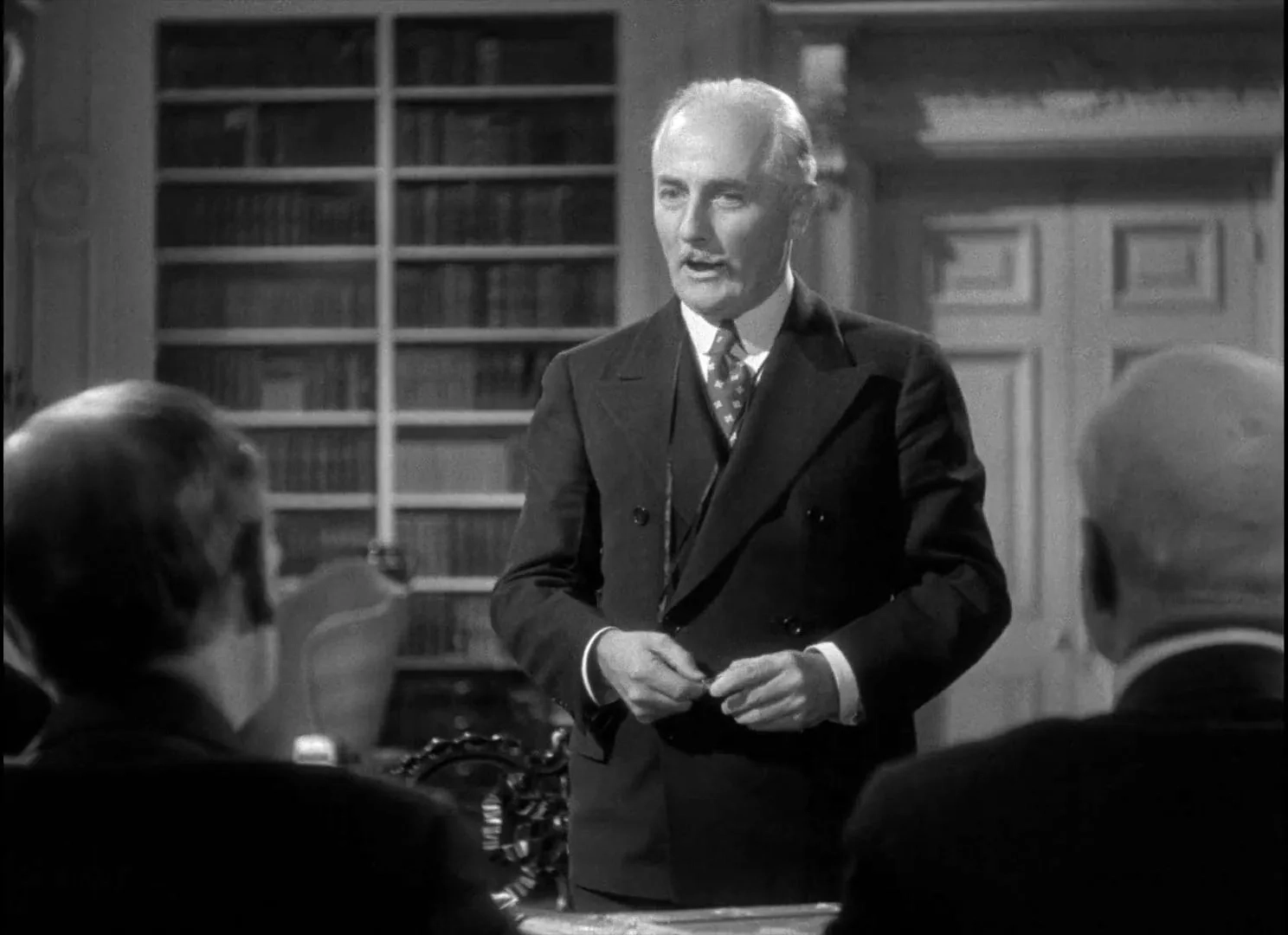 Frederick Roland in Mr. Deeds Goes to Town (1936)