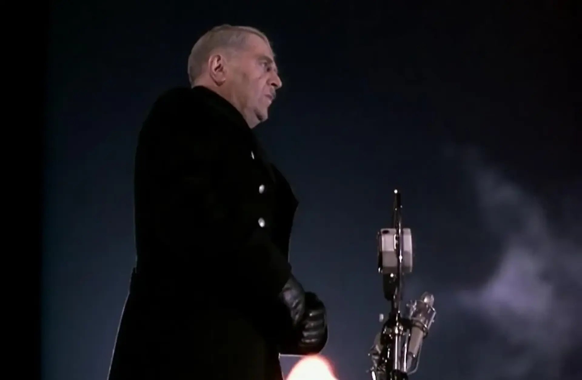 فیلم سرزمین پدری (Fatherland 1994)