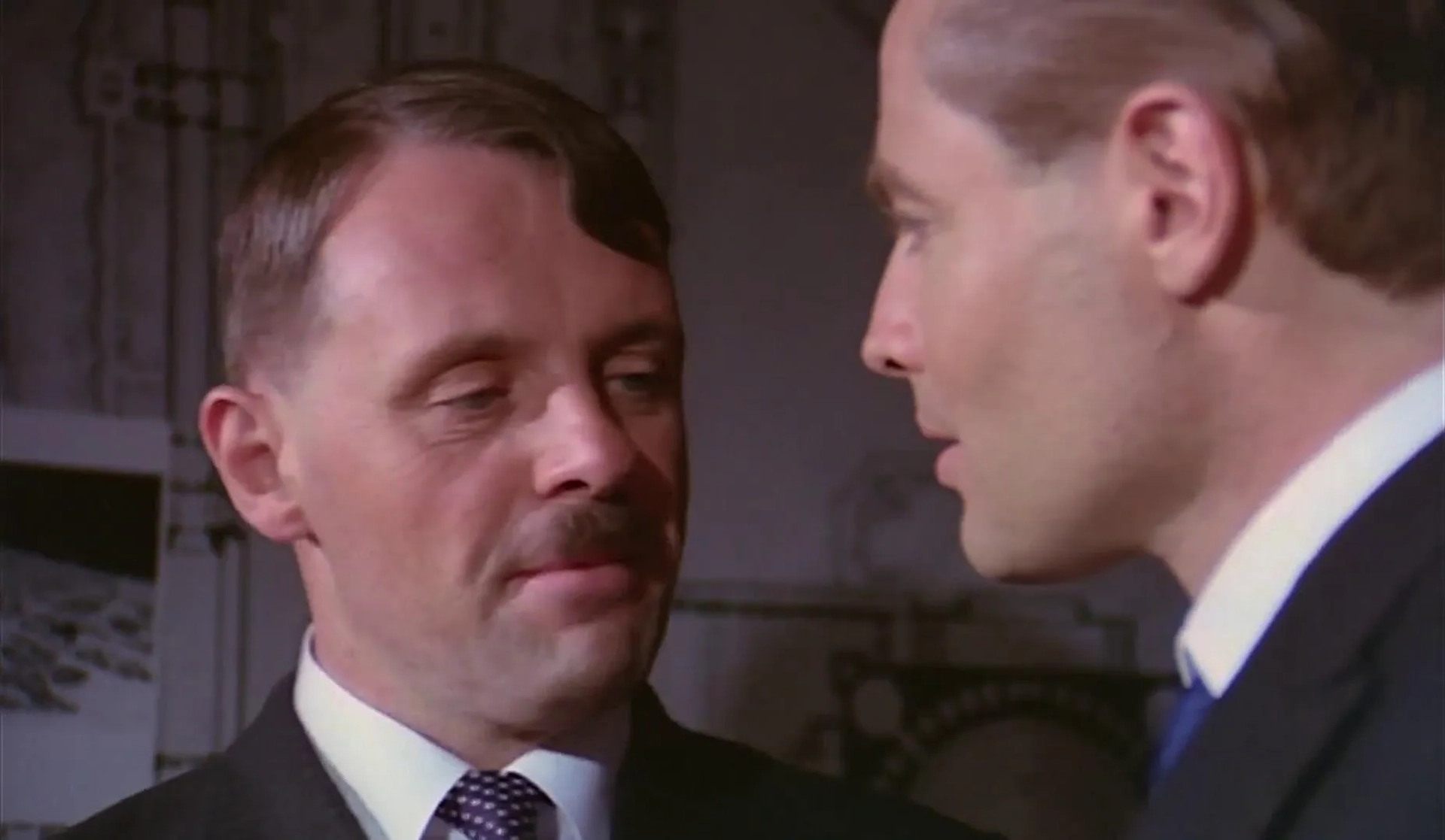 Anthony Hopkins and Richard Jordan in The Bunker (1981)