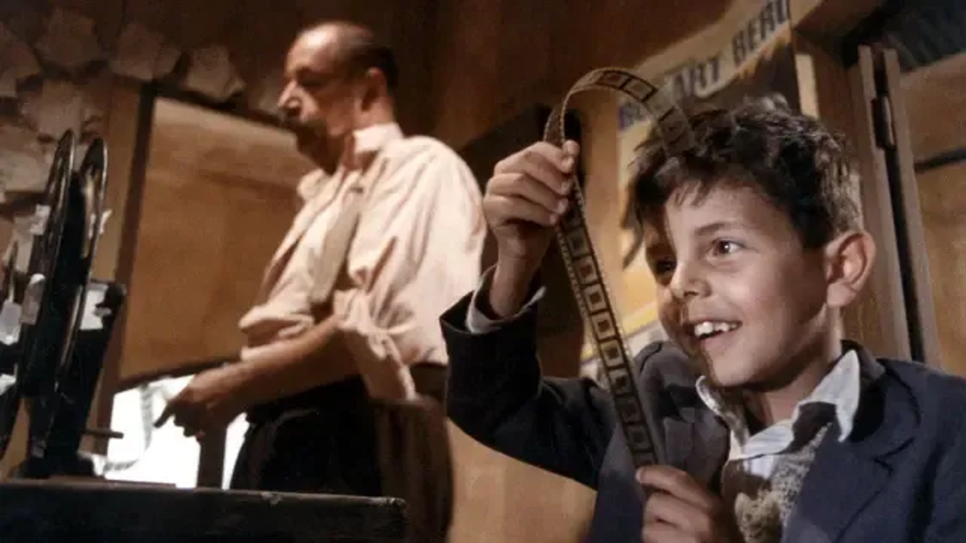 تریلر رسمی فیلم سینما پارادیزو 