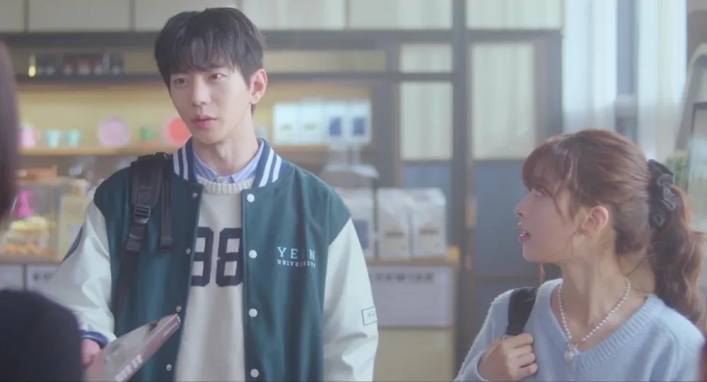 Choi Bo-min and Roh Jeong-eui in Crushology 101 (2025)