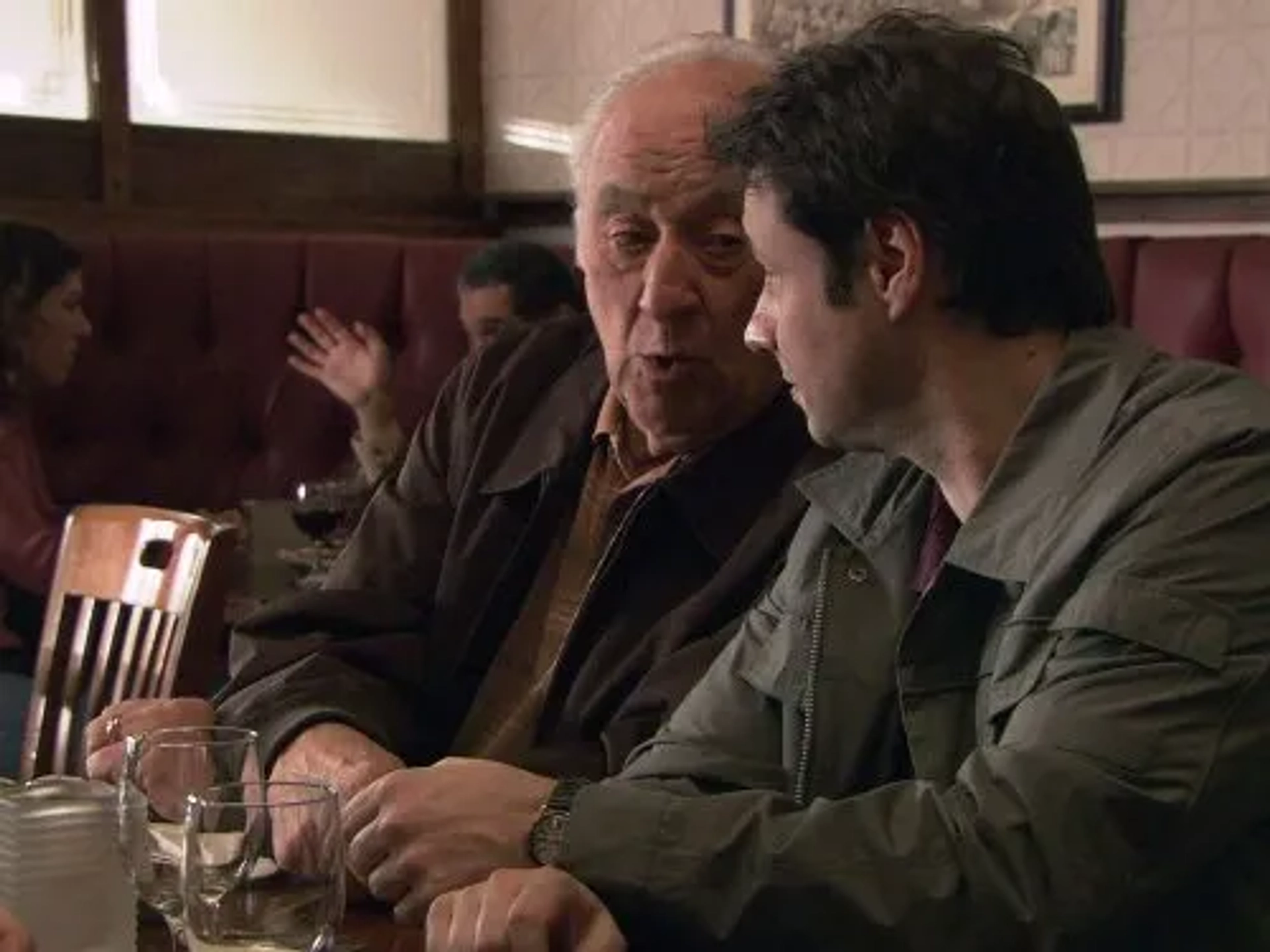 Jerry Adler and Adam Ferrara in Rescue Me (2004)