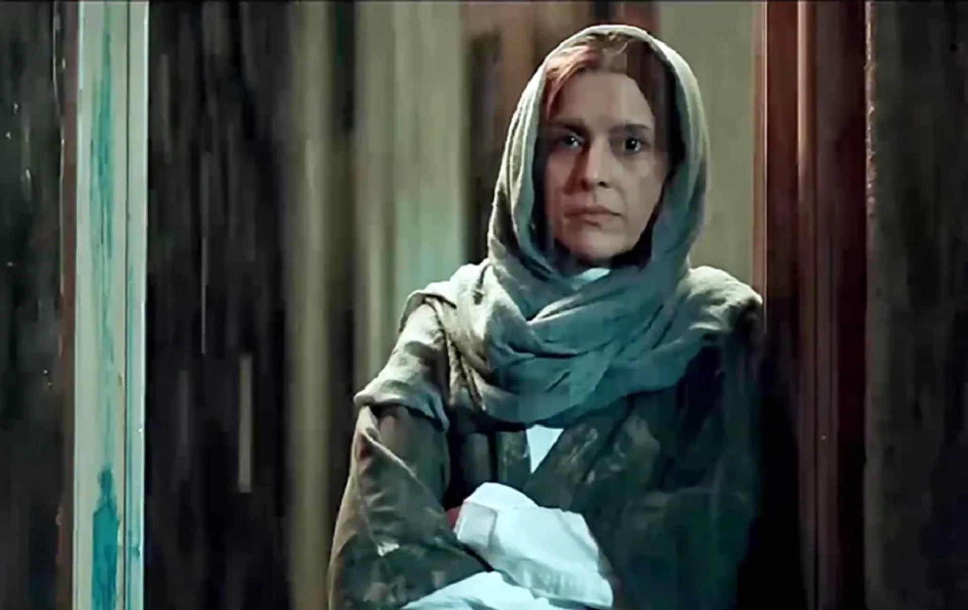 Nazanin Farahani in Nabat (2019)