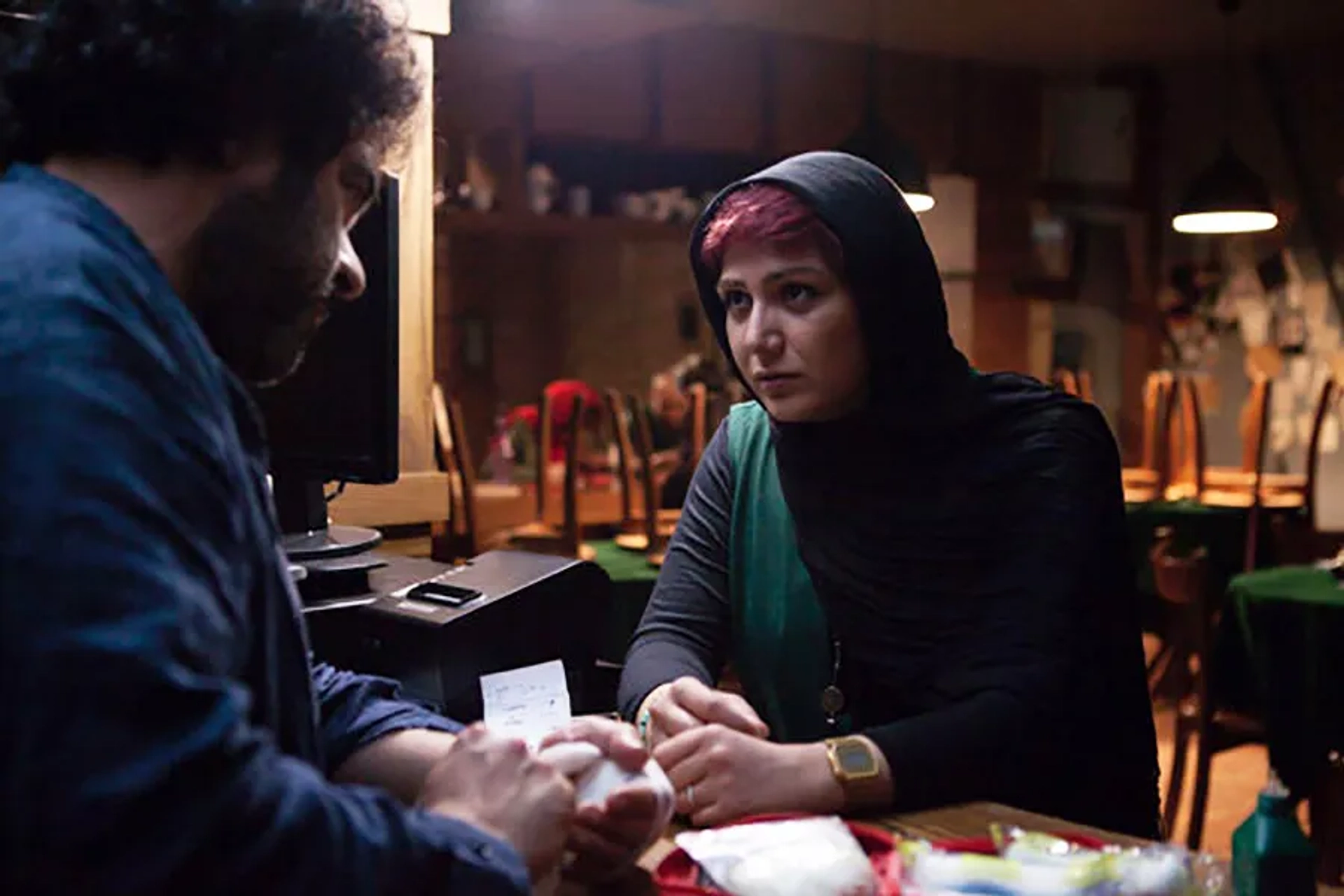 Baran Kosari and Mohammad Hassan Madjooni in Anonymity (2018)