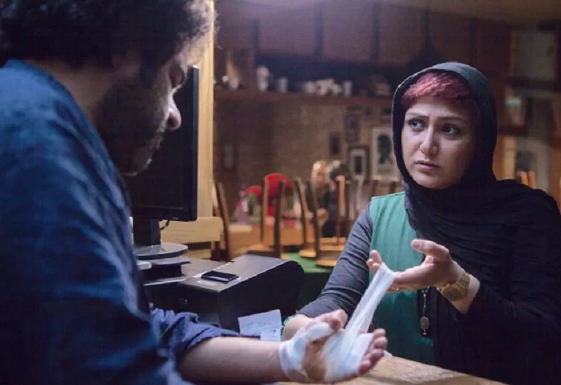 Baran Kosari and Mohammad Hassan Madjooni in Anonymity (2018)