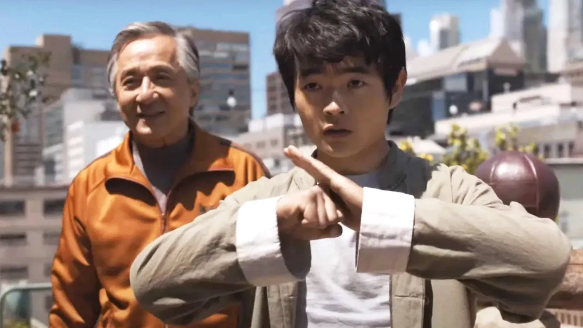 شوخی پدربزرگی جکی چان با ستاره جدید بچه کاراته‌کار