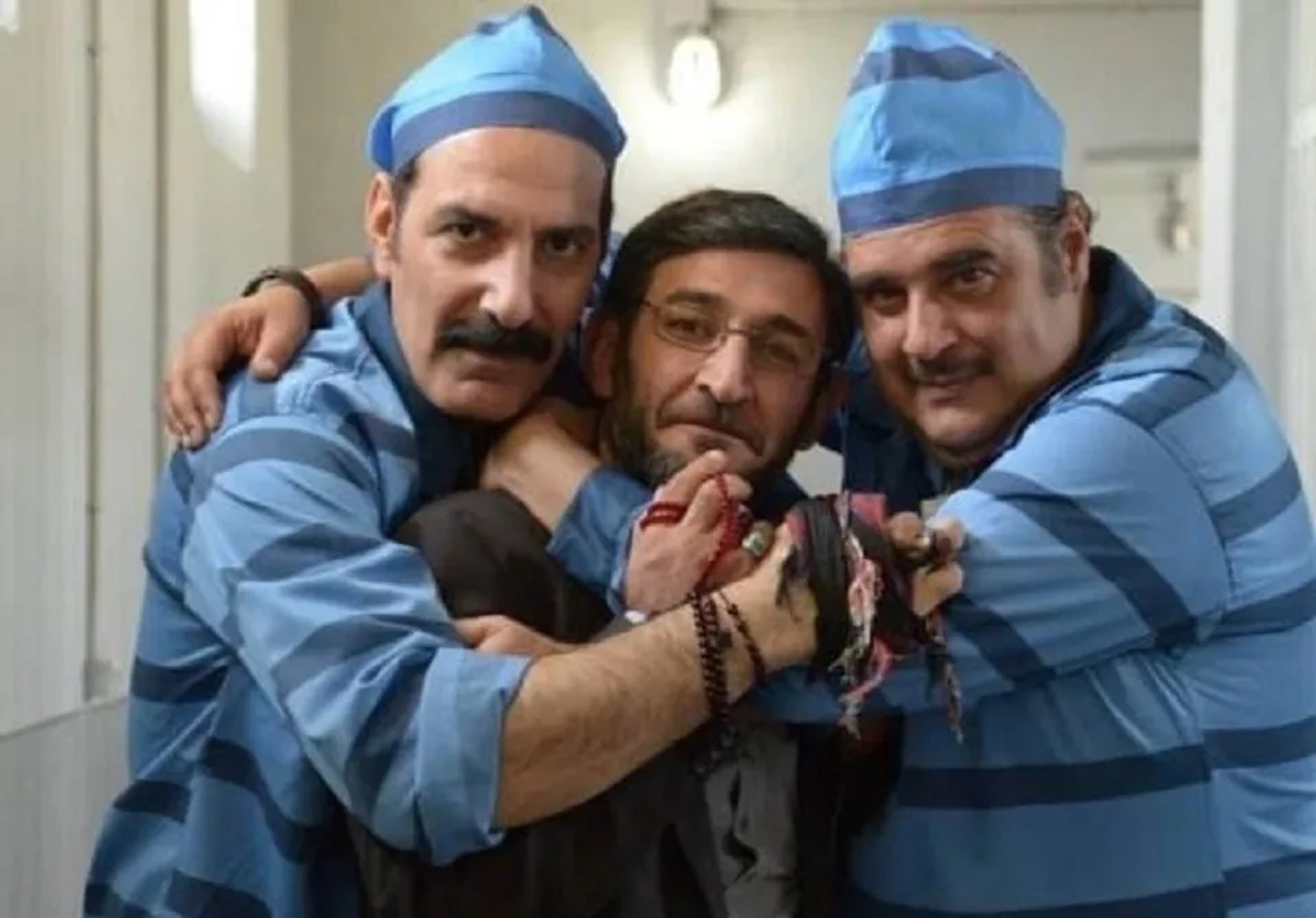 Hedayat Hashemi, Behnam Tashakkor, and Hooman Barghnavard in Executions (2019)