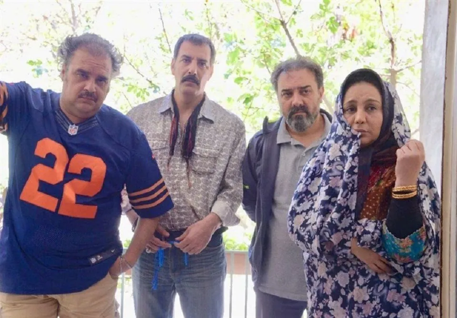 Behnoosh Bakhtiari, Borzou Arjmand, Behnam Tashakkor, and Hooman Barghnavard in Executions (2019)