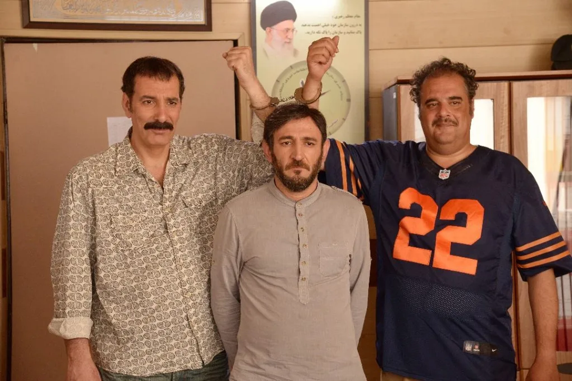 Hedayat Hashemi, Behnam Tashakkor, and Hooman Barghnavard in Executions (2019)