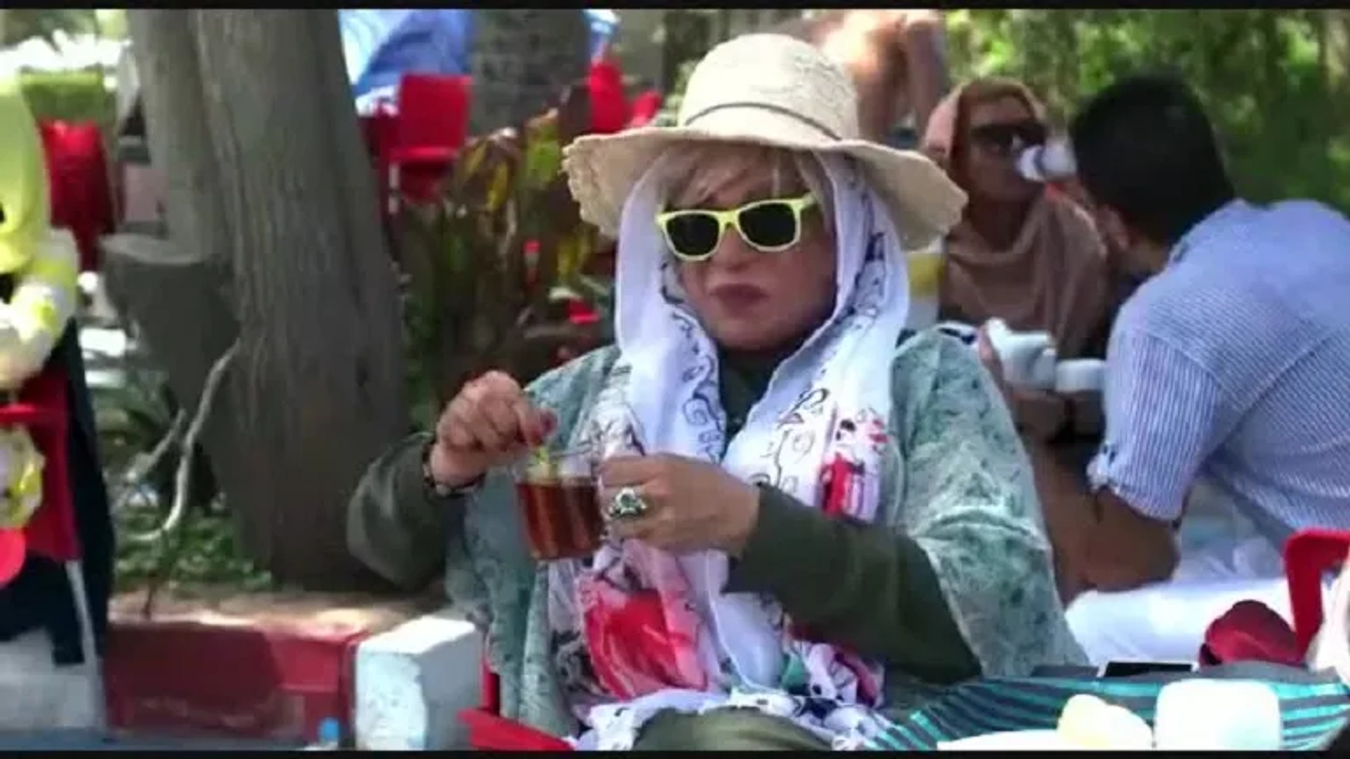 Gohar Kheirandish in Wife's Club (2019)