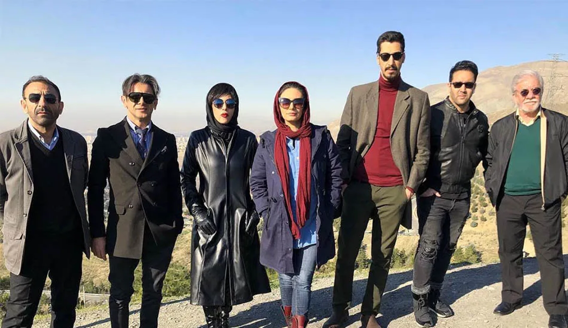 Mohammad Reza Solati, Amin Hayayee, Masoud Karamati, Pouria Poursorkh, Linda Kiani, Bahram Afshari, and Anahita Dargahi in Unsophisticated (2019)