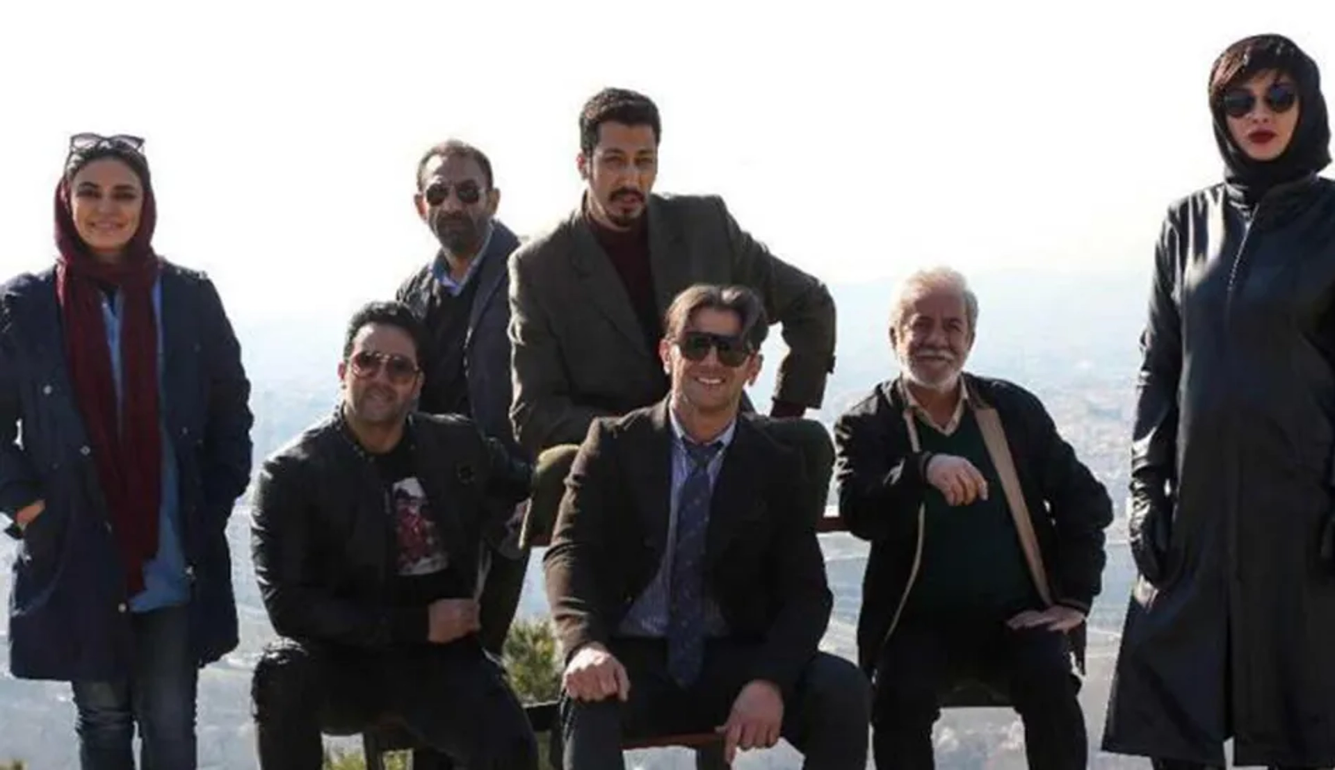 Mohammad Reza Solati, Amin Hayayee, Masoud Karamati, Pouria Poursorkh, Linda Kiani, Bahram Afshari, and Anahita Dargahi in Unsophisticated (2019)
