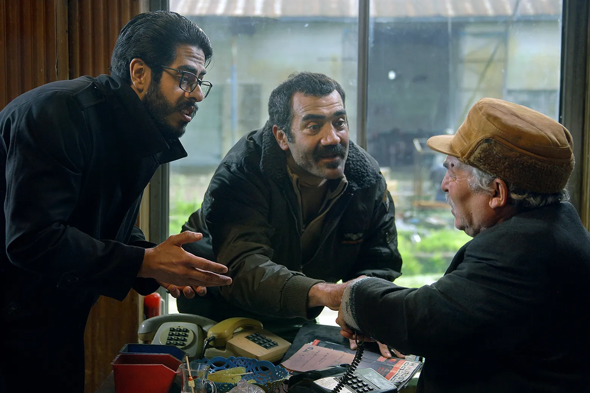 Mohsen Delikhon, Ahmad Yavari Shad, and Babak Noori in Cinema Donkey (2019)