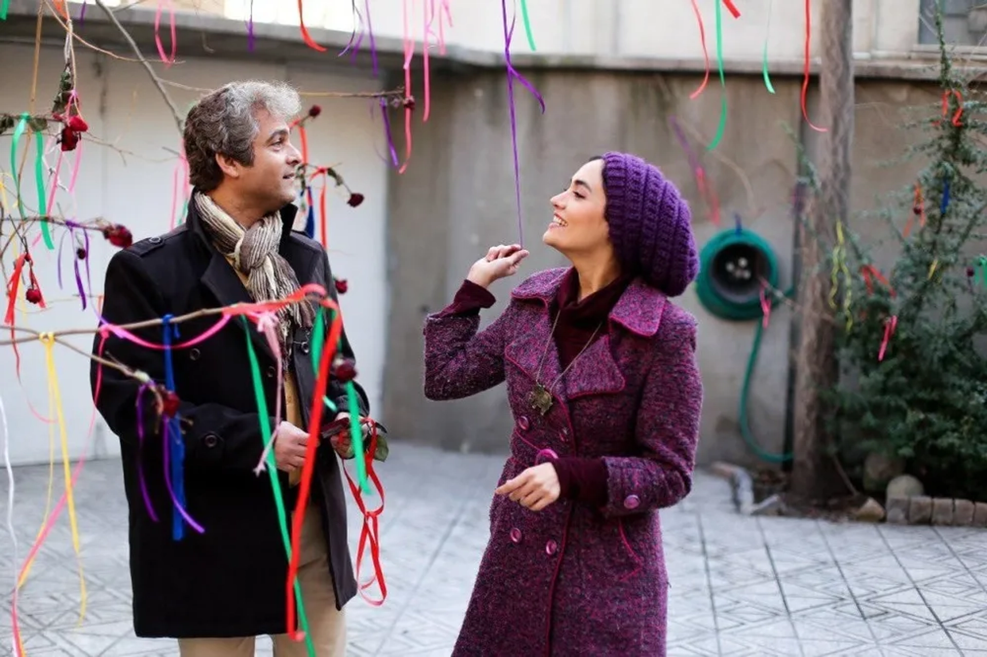 Mitra Hajjar and Hosein Yari in Wishbone (2017)