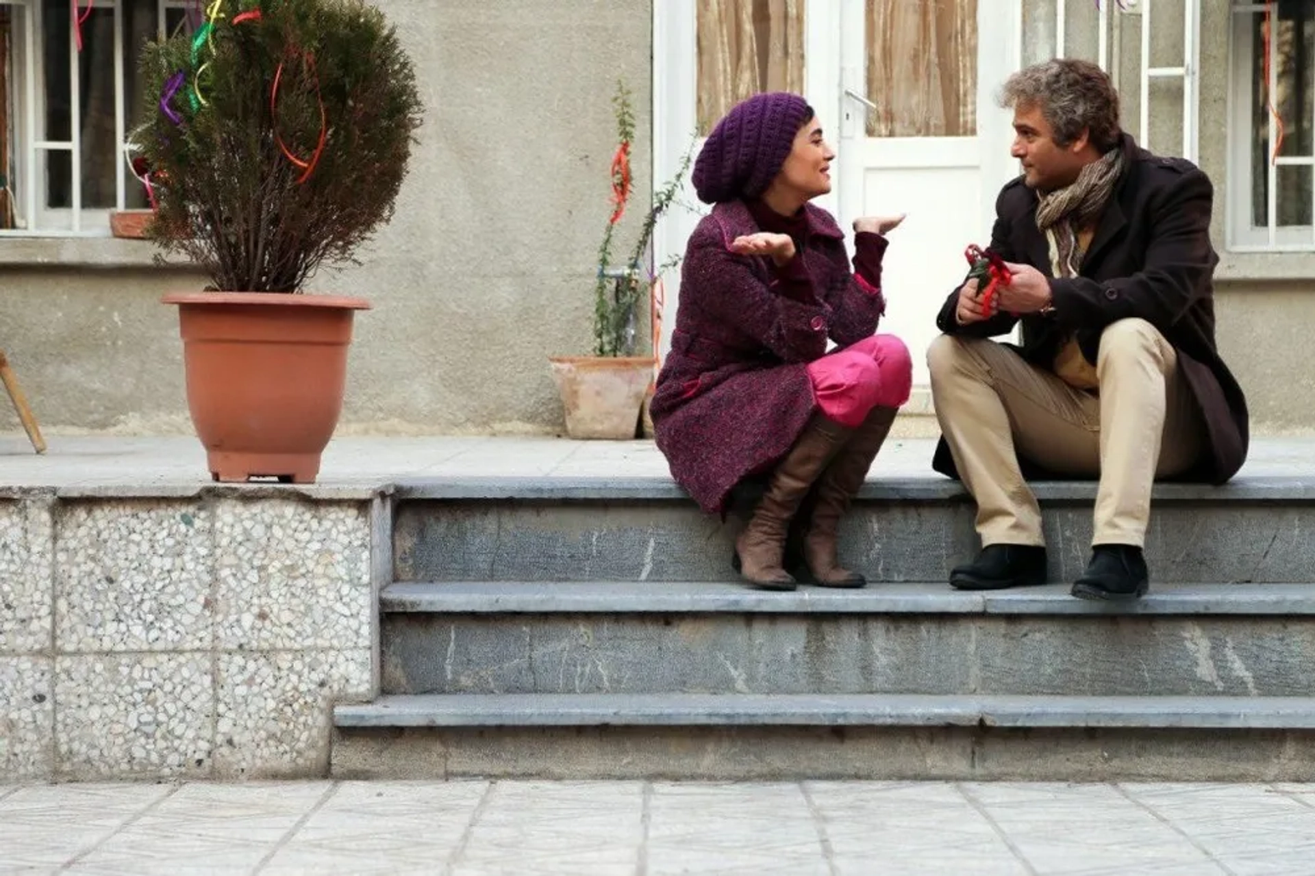 Mitra Hajjar and Hosein Yari in Wishbone (2017)