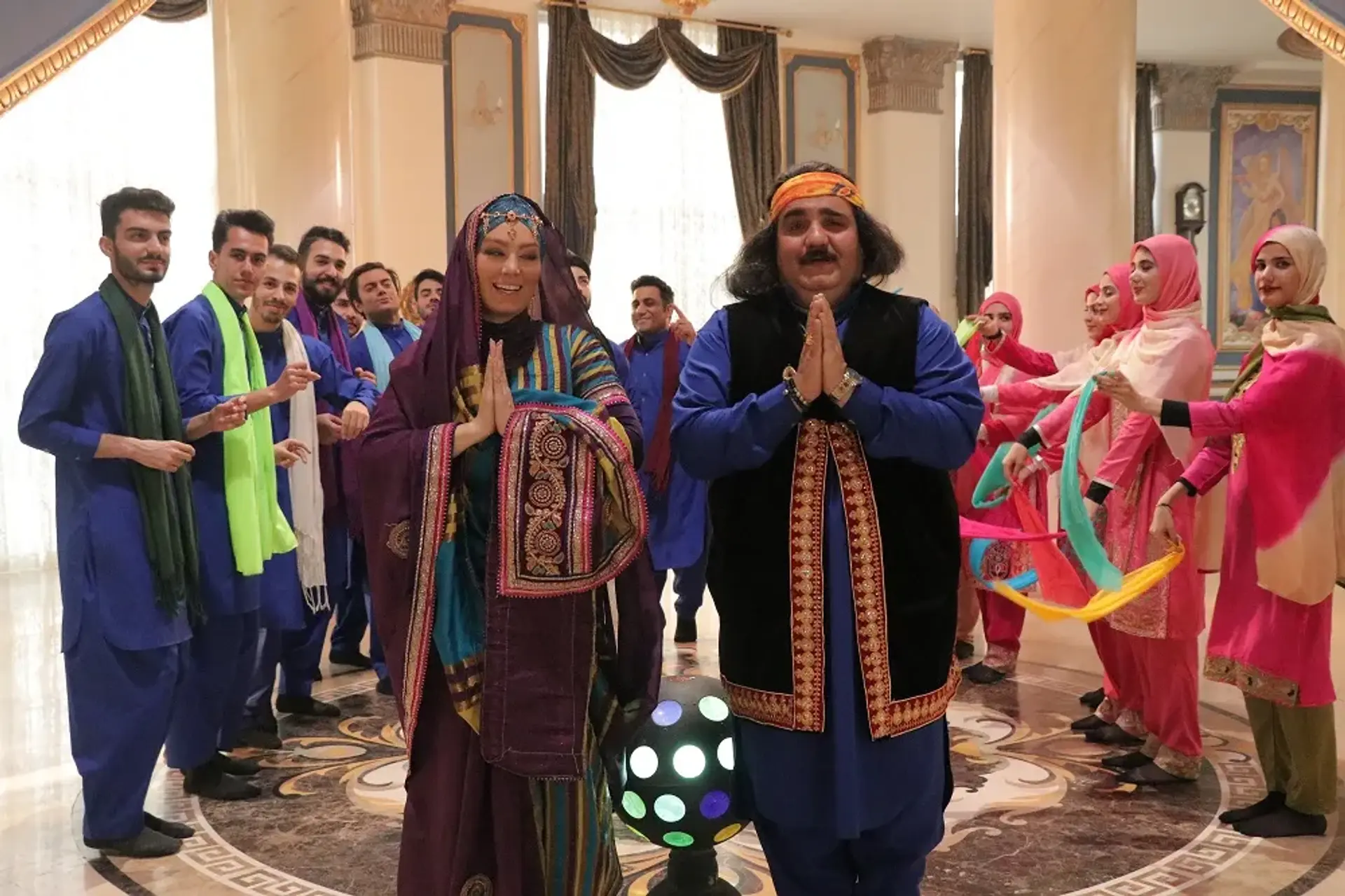 زن ها فرشته‌اند ۲