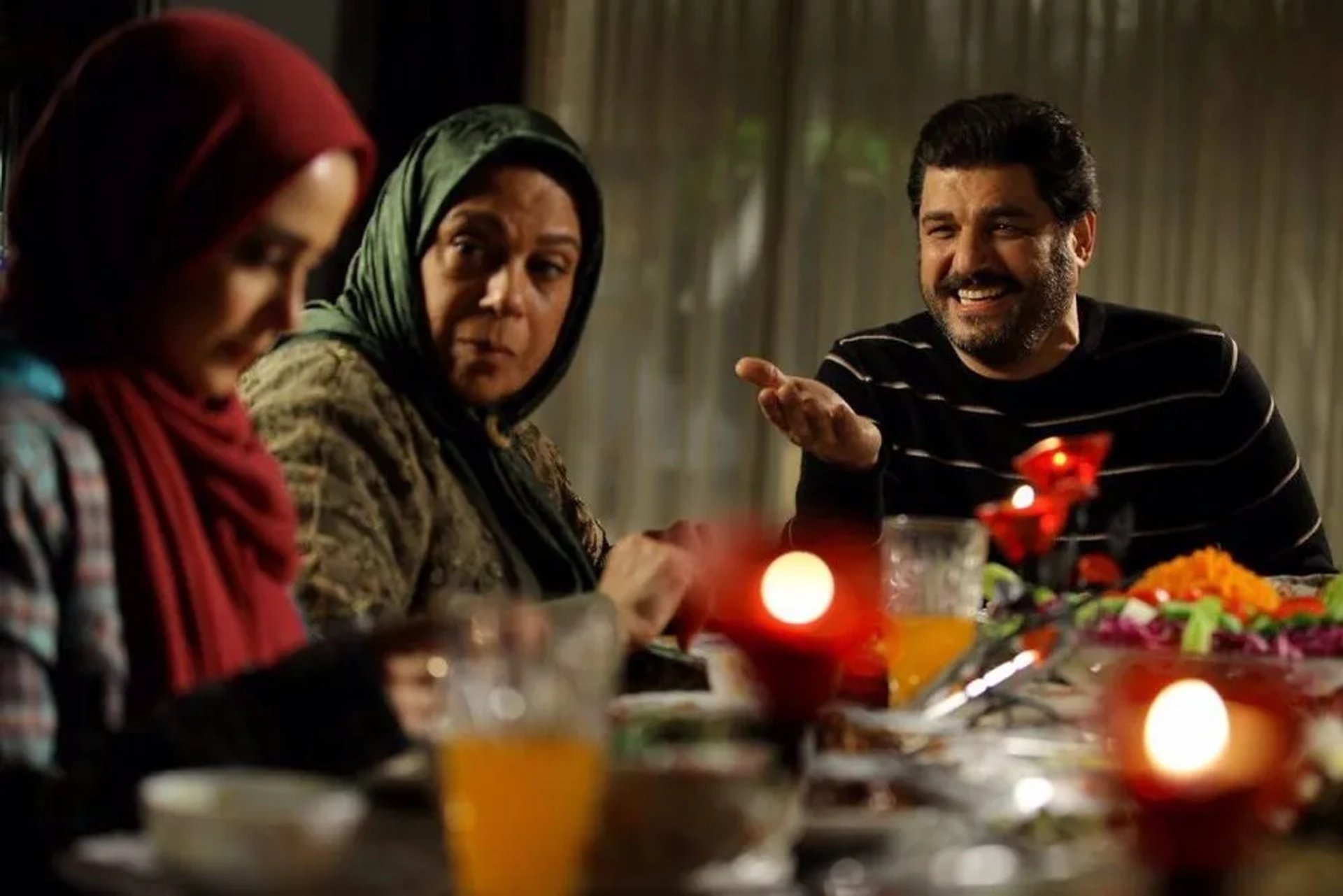 Gohar Kheirandish, Sam Derakhshani, and Elnaz Habibi in Woman's Enemy (2018)