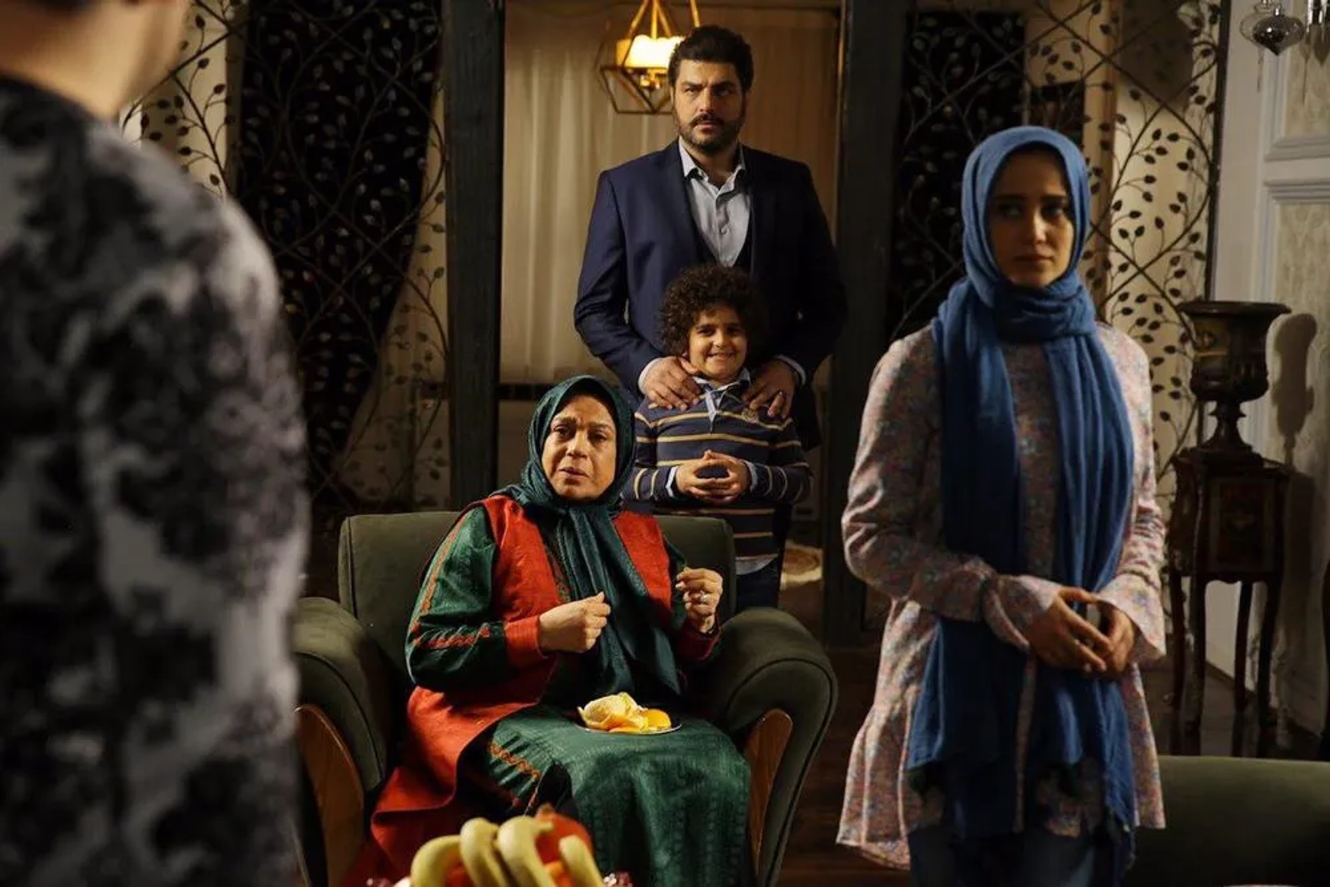 Gohar Kheirandish, Behrang Alavi, Sam Derakhshani, and Elnaz Habibi in Woman's Enemy (2018)