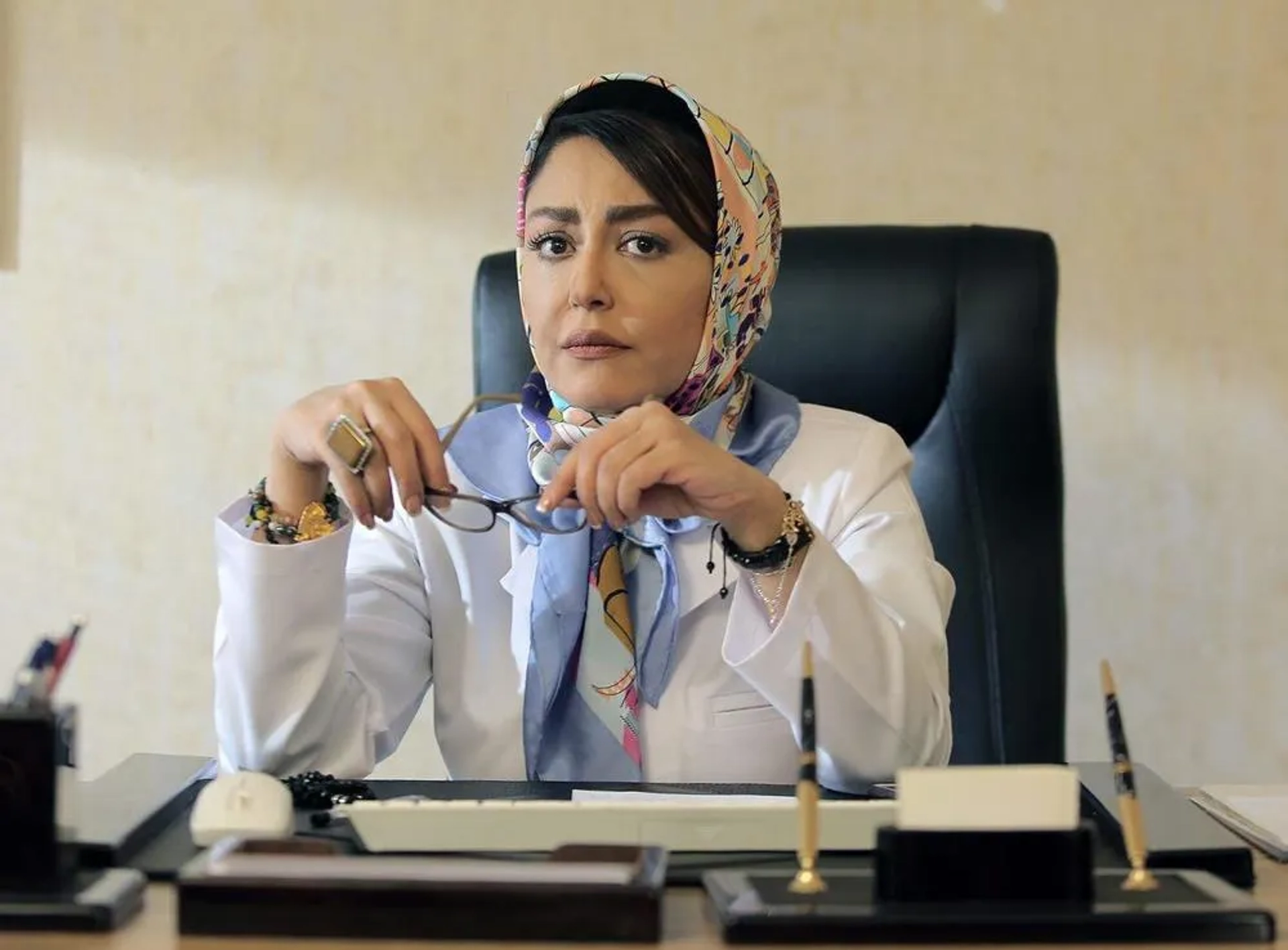 Shaghayegh Farahani in Patio (2018)
