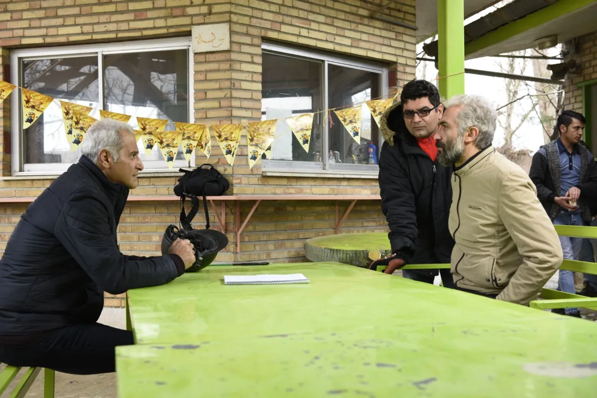 Ali Atshani and Hadi Hejazifar in Katyusha (2018)