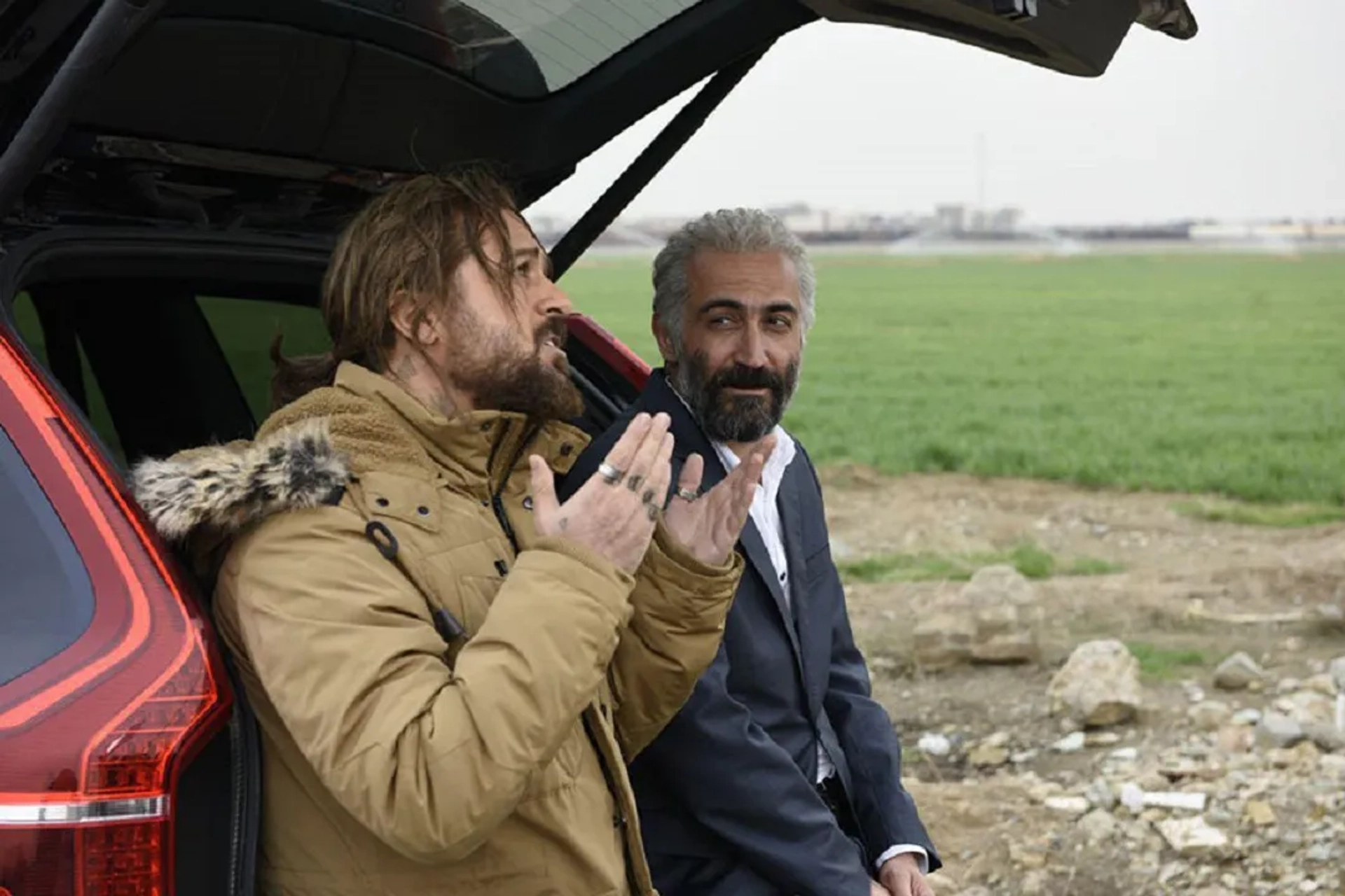 Ahmad Mehranfar and Hadi Hejazifar in Katyusha (2018)