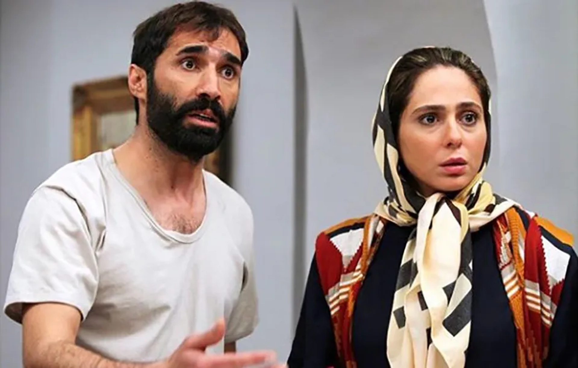 Ra'na Azadivar and Hadi Kazemi in In the Time of Hangover (2018)