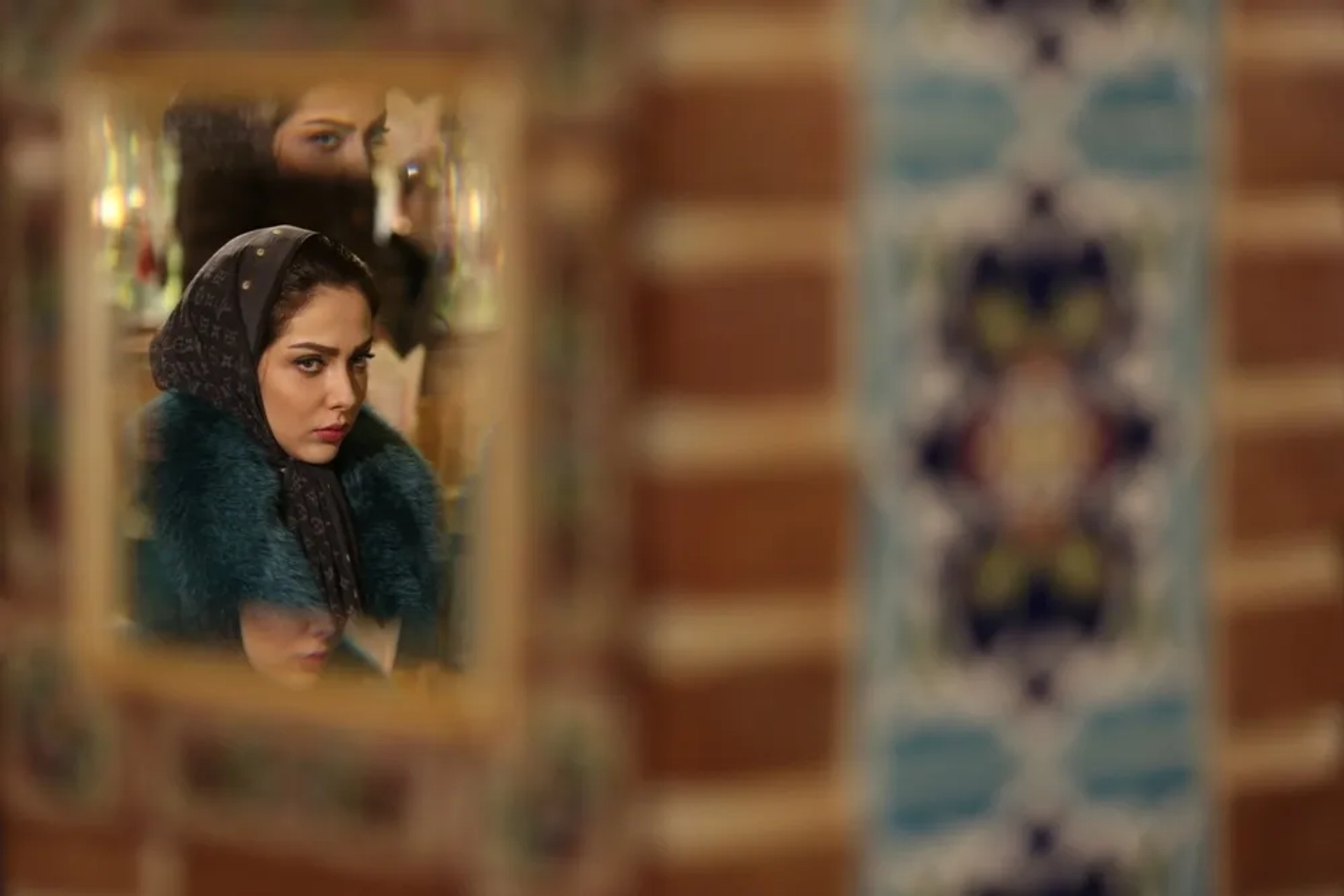 Leila Otadi in Three Strangers (2017)