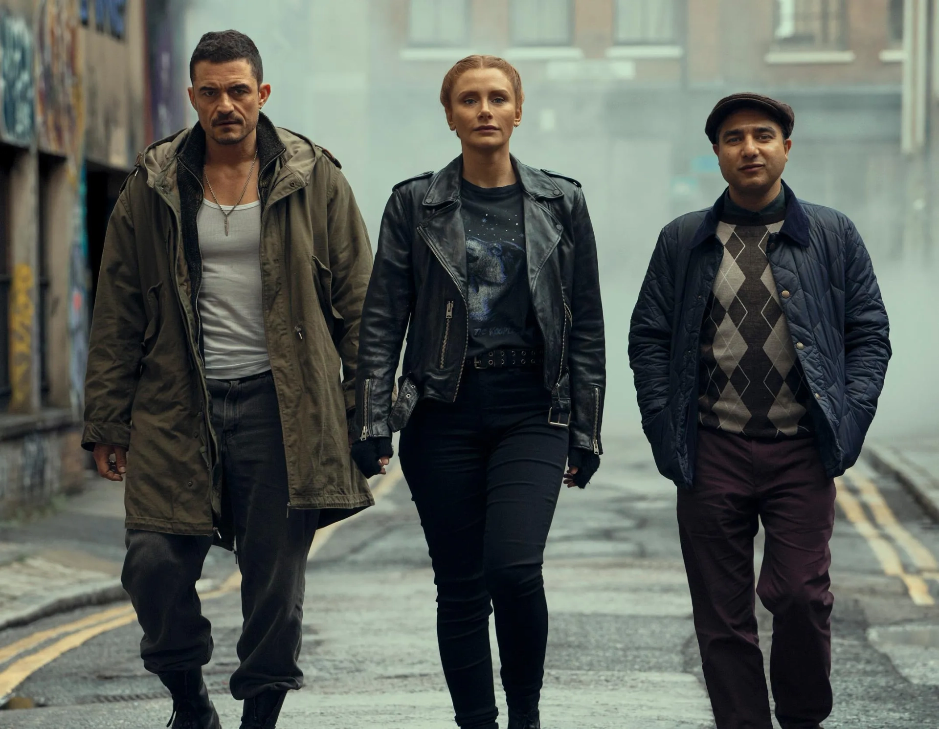Orlando Bloom, Bryce Dallas Howard, and Nick Mohammed in Deep Cover (2025)