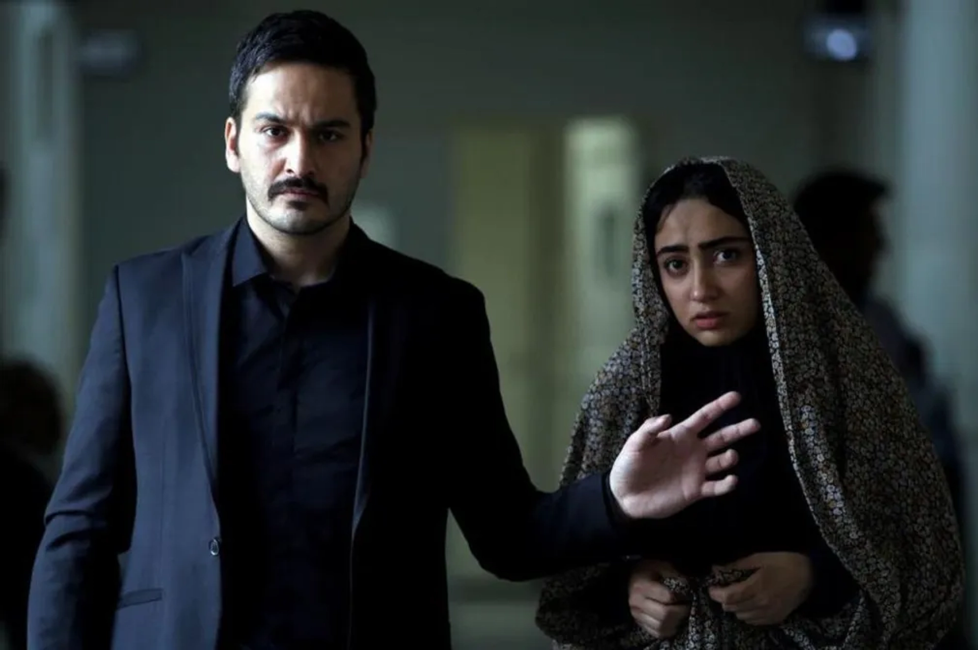 Milad Keymaram and Yasaman Moavi in Forbidden (2017)