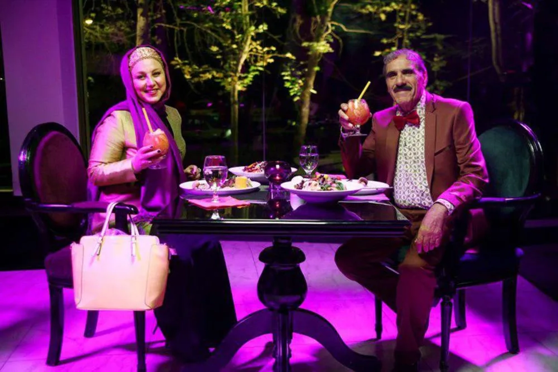 Reza Naji and Behnoosh Bakhtiari in Don't Step Into My Shoes (2017)