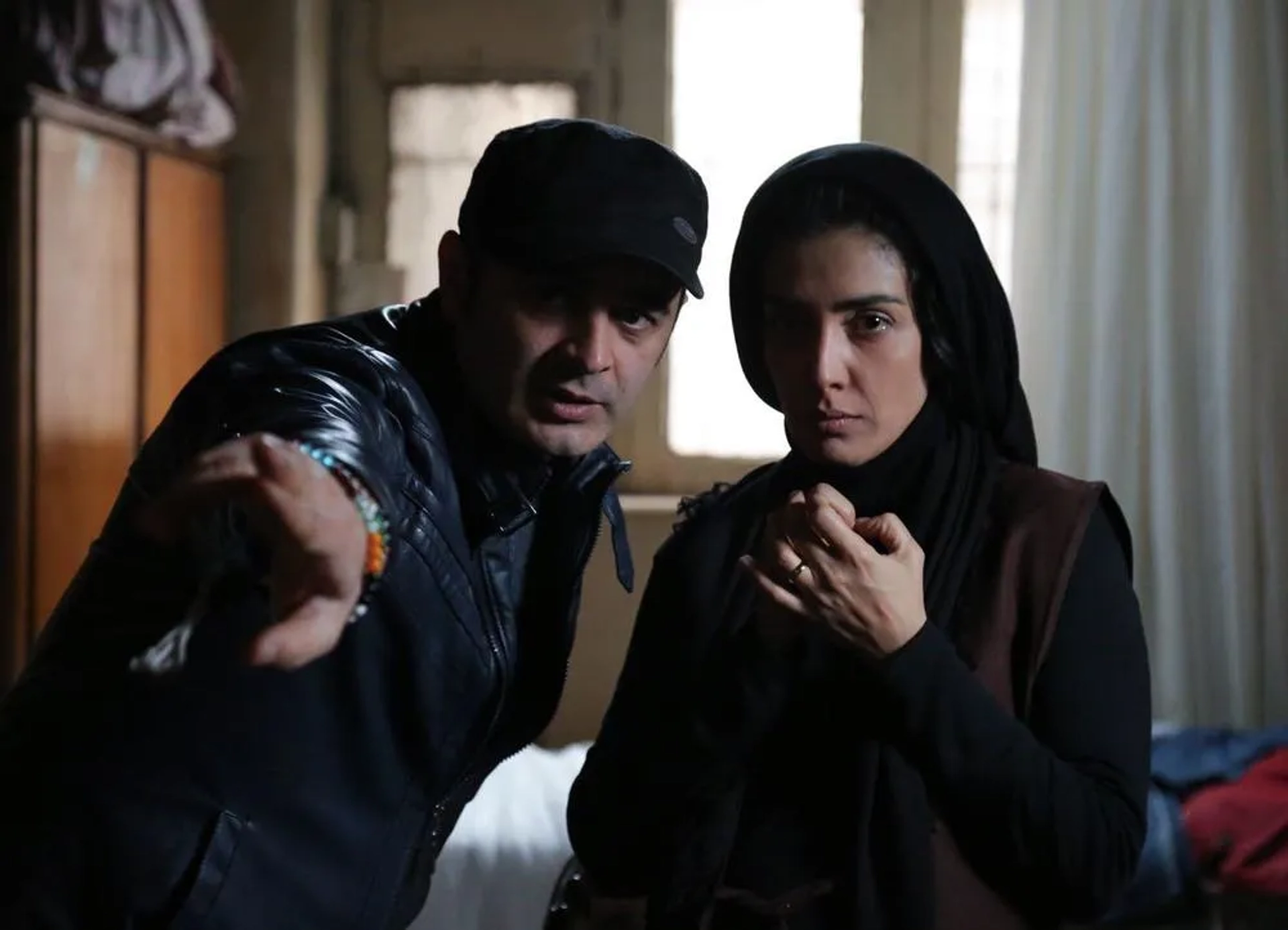 Leila Zare and Rahim Toofan in A Heart for an Eye (2018)